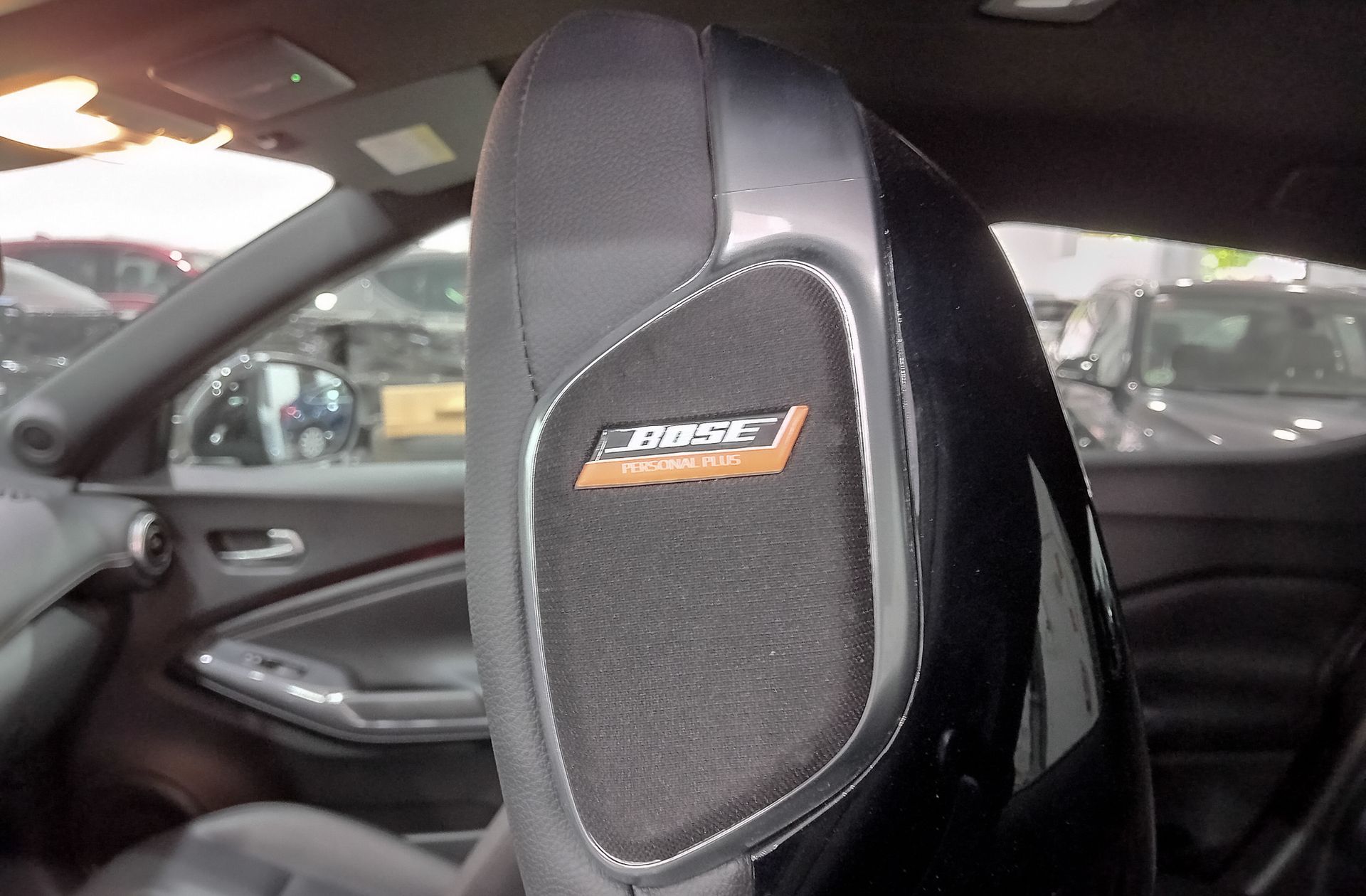 Nissan Juke DIG-T 114 N-Design Silver 4x2 - foto 9