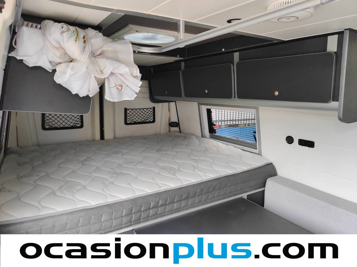 Foto Iveco Daily Iveco Daily 2.3 TD 35S 16 3520/H2 (156 CV) Camperizada