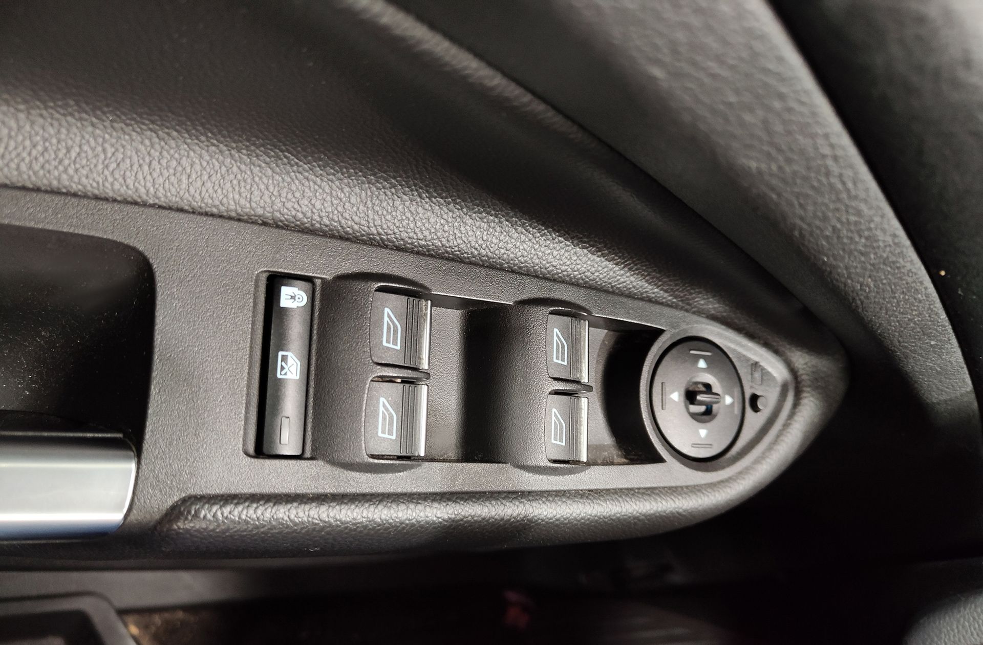Ford Kuga 1.5 EcoBoost Trend+ 4x4 - foto 36