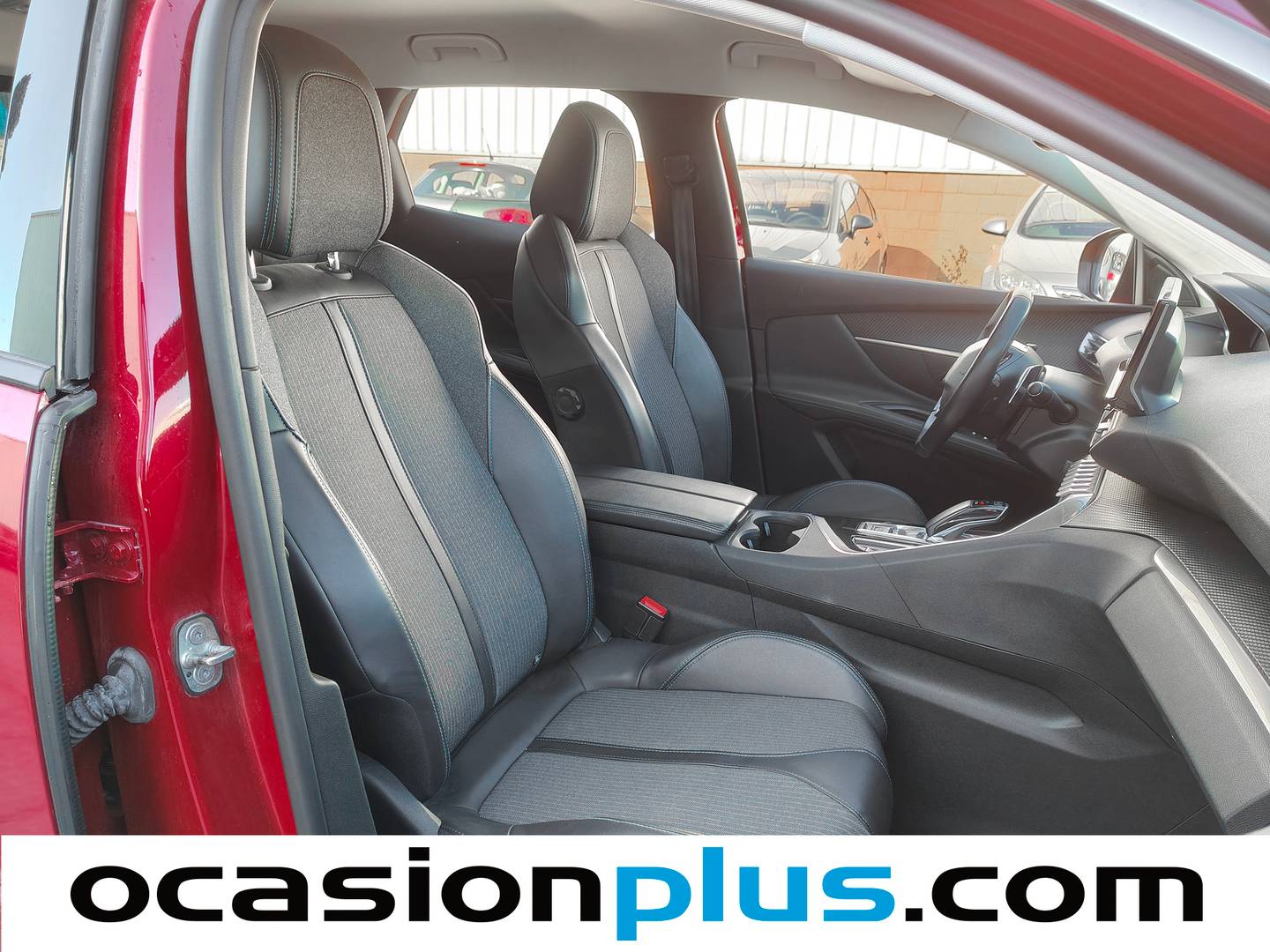 Foto Peugeot 3008 Hybrid Peugeot 3008 Hybrid 225 Allure e-EAT8 (225 CV)