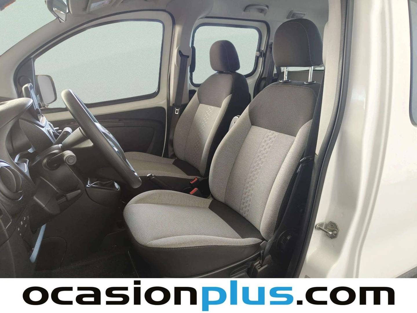 Foto asientos delanteros Fiat Fiorino Fiat Fiorino Combi 1.3 Multijet SX N1 (80 CV)