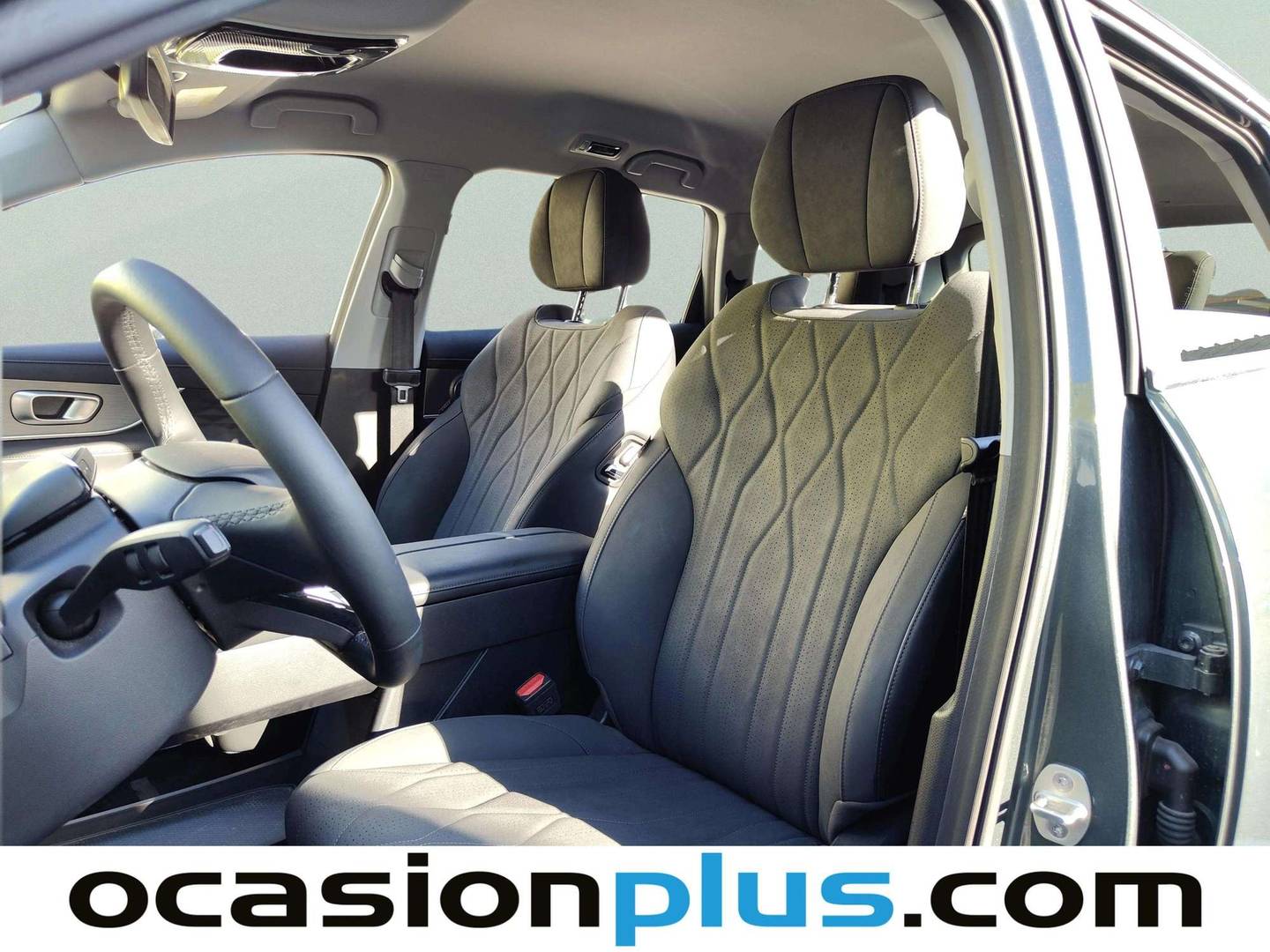 Foto asientos traseros EBRO S800 EBRO S800 1.6 TGDI Premium DCT (147 CV) 7 Plazas