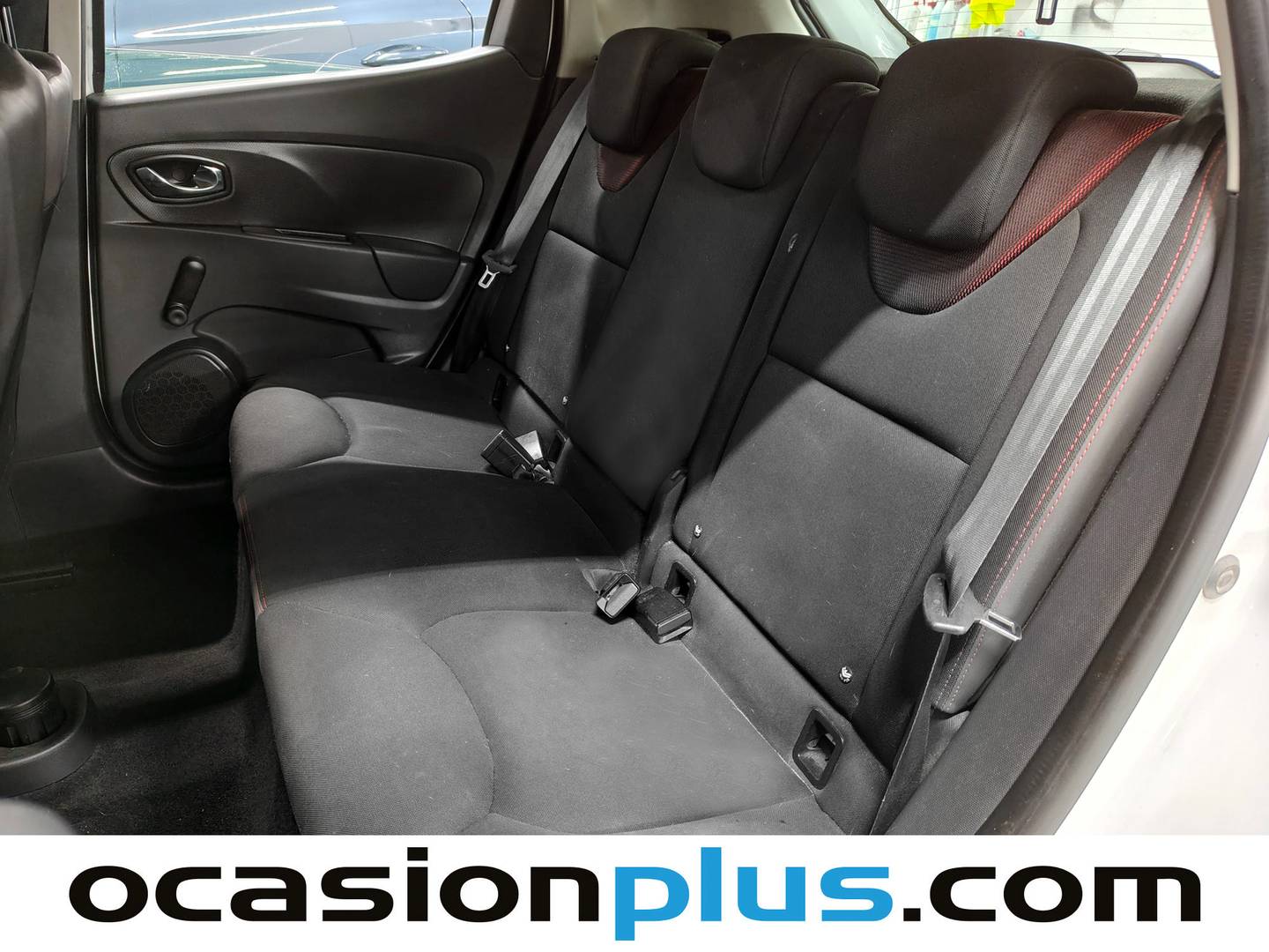Foto asientos traseros Renault Clio Renault Clio Business dCi (75 CV)
