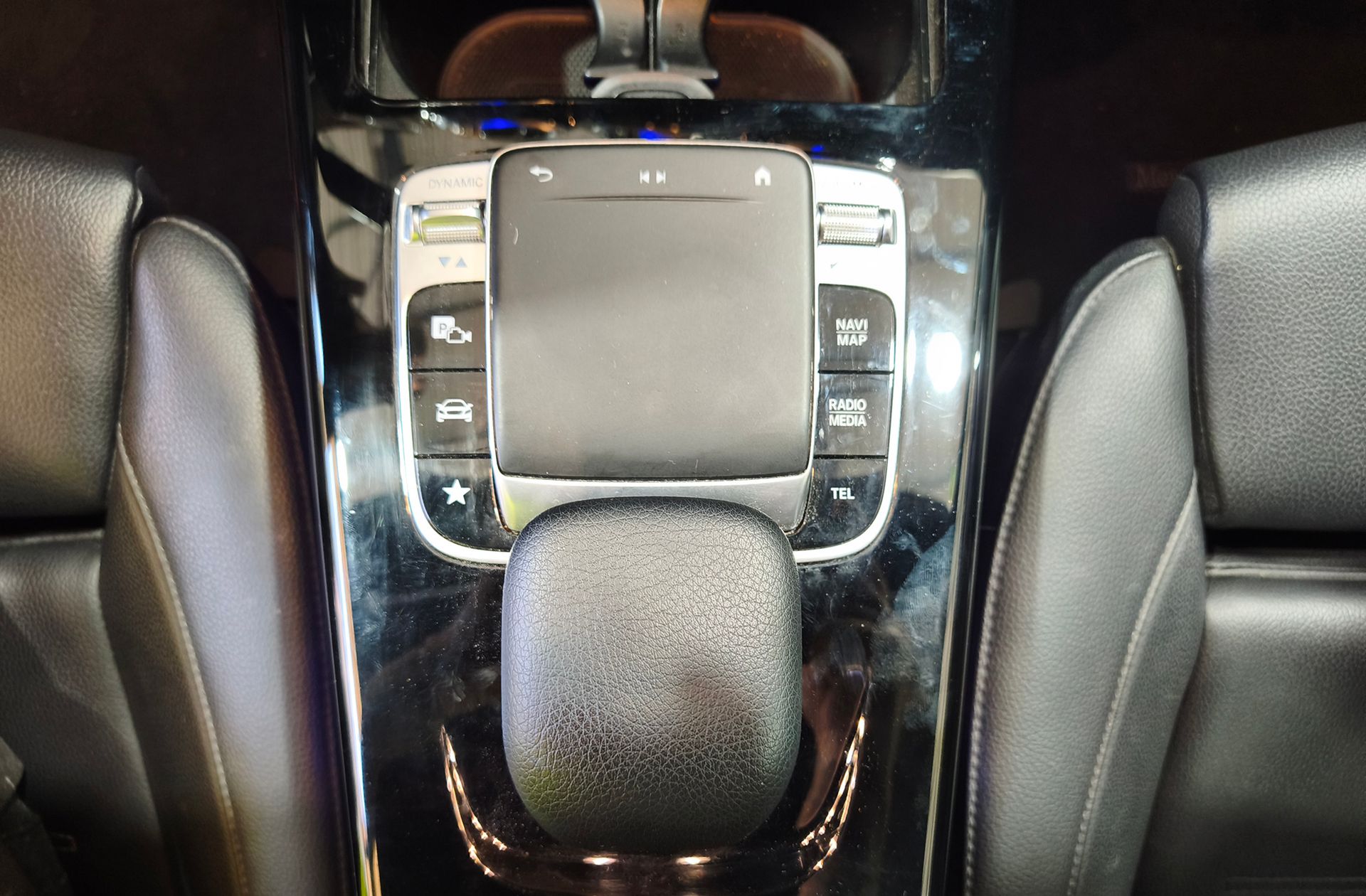 Mercedes-Benz CLA 200 - foto 29