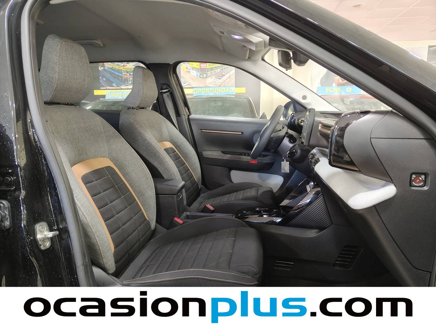 Citroën C3 Aircross Citroën C3 Aircross Hybrid 145 Plus e-DCS6 (145 CV) km 0