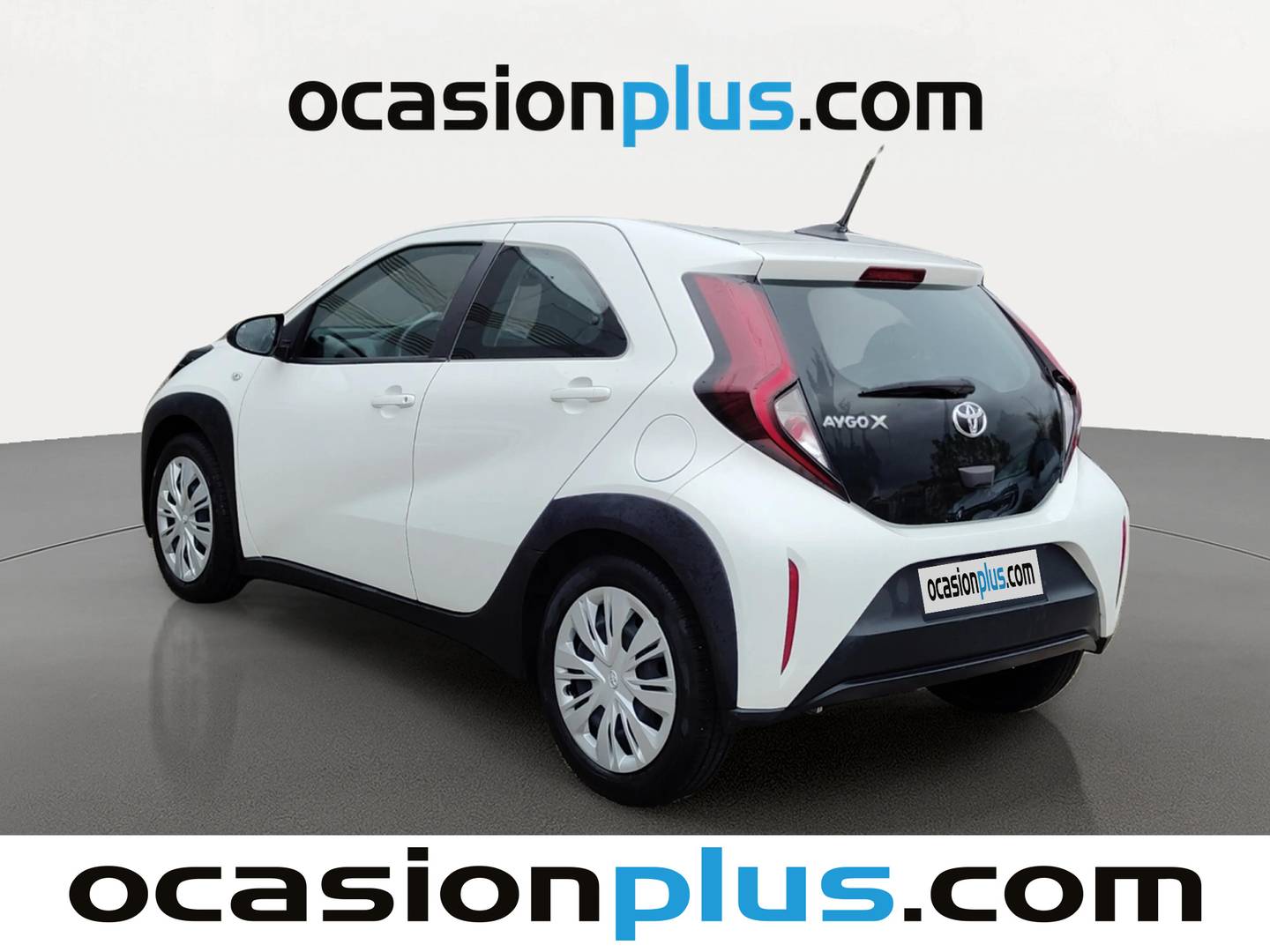 Foto Toyota Aygo X Cross Toyota Aygo X Cross 1.0 VVT-I Play (72 CV)