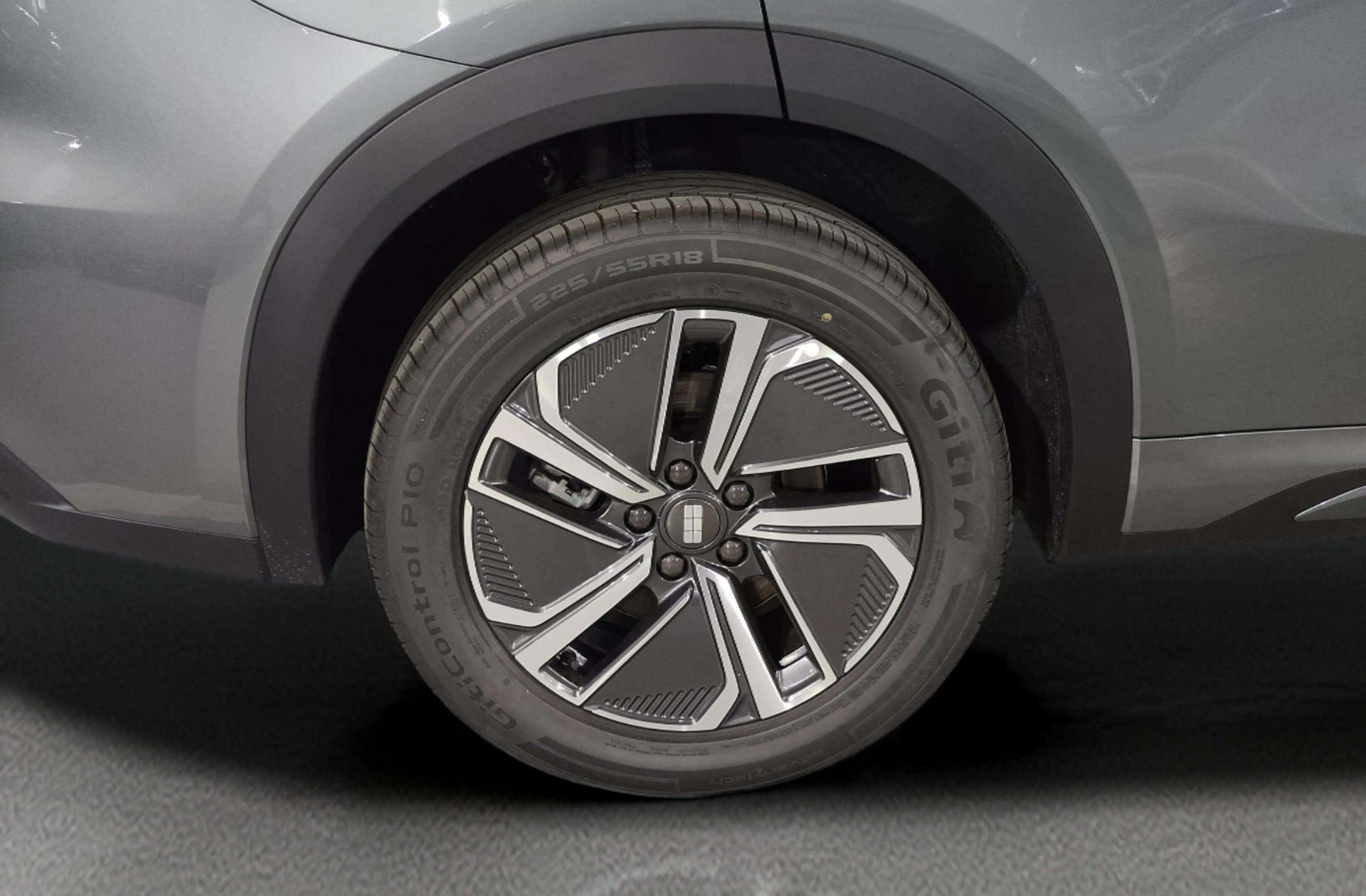 Geely Starray EM-i 1.5 PHEV Pro - foto 35