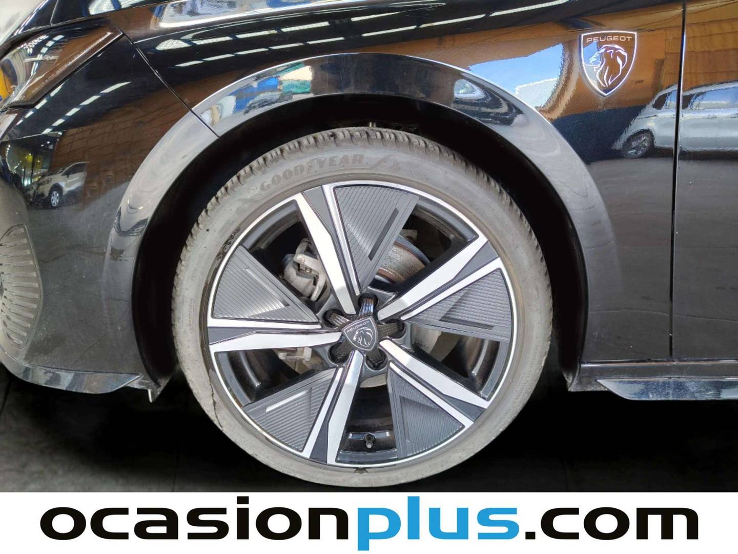 Foto Peugeot 308 Peugeot 308 PureTech 130 S&S GT EAT8 (130 CV)