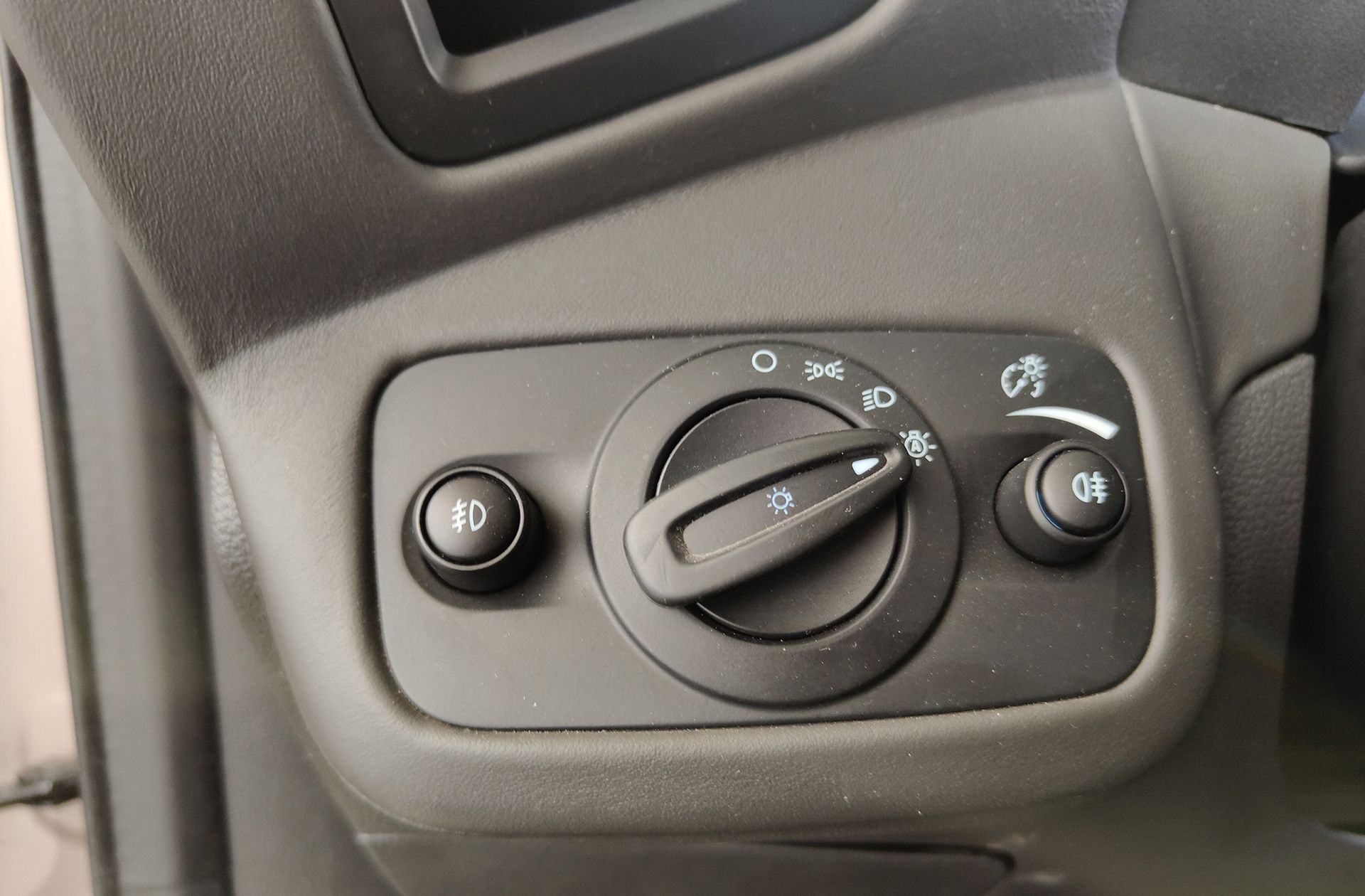 Ford Kuga 2.0 TDCi Vignale 4x4 Powershift - foto 12
