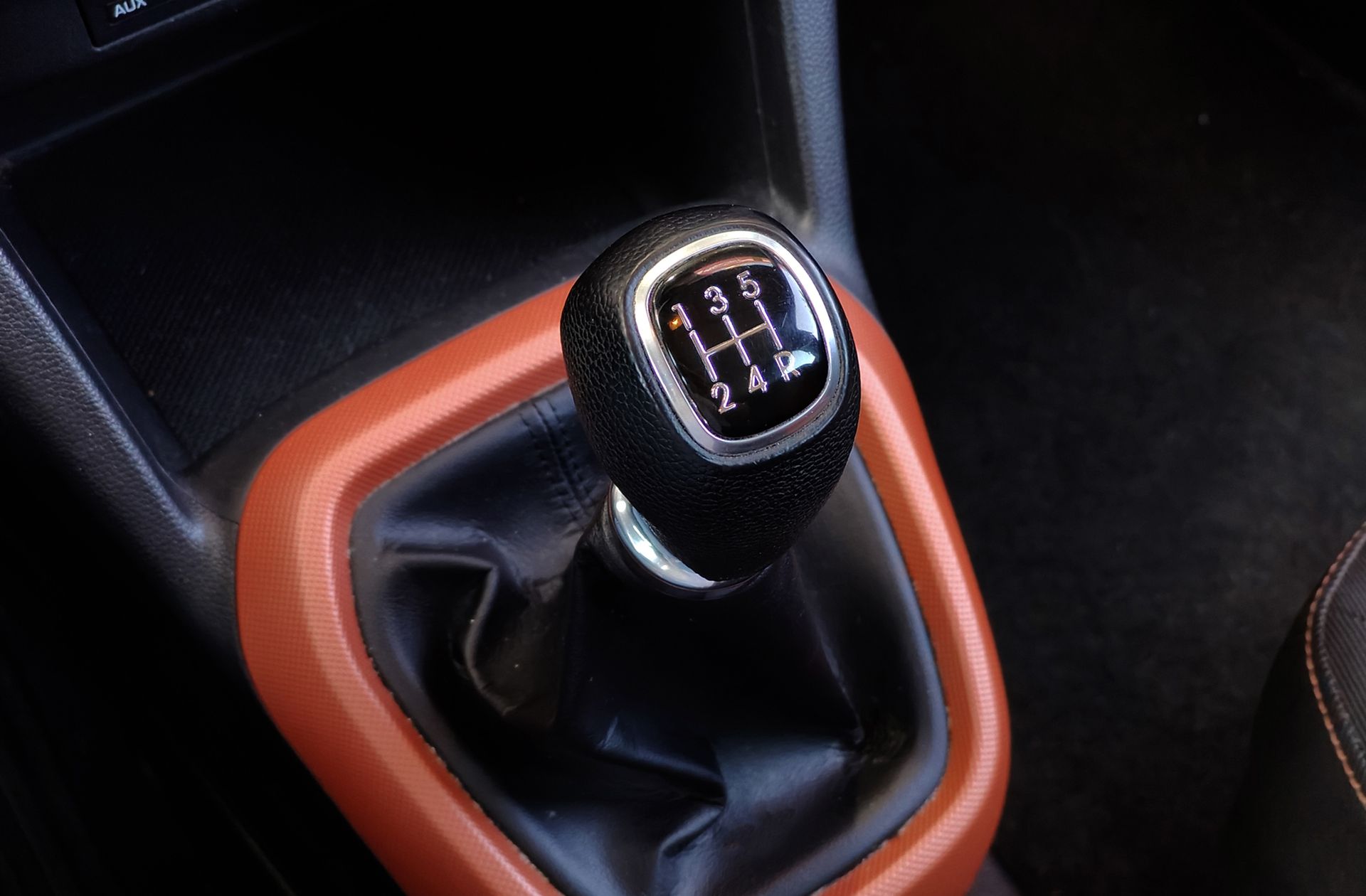 Hyundai i10 1.0 Tecno Orange - foto 5
