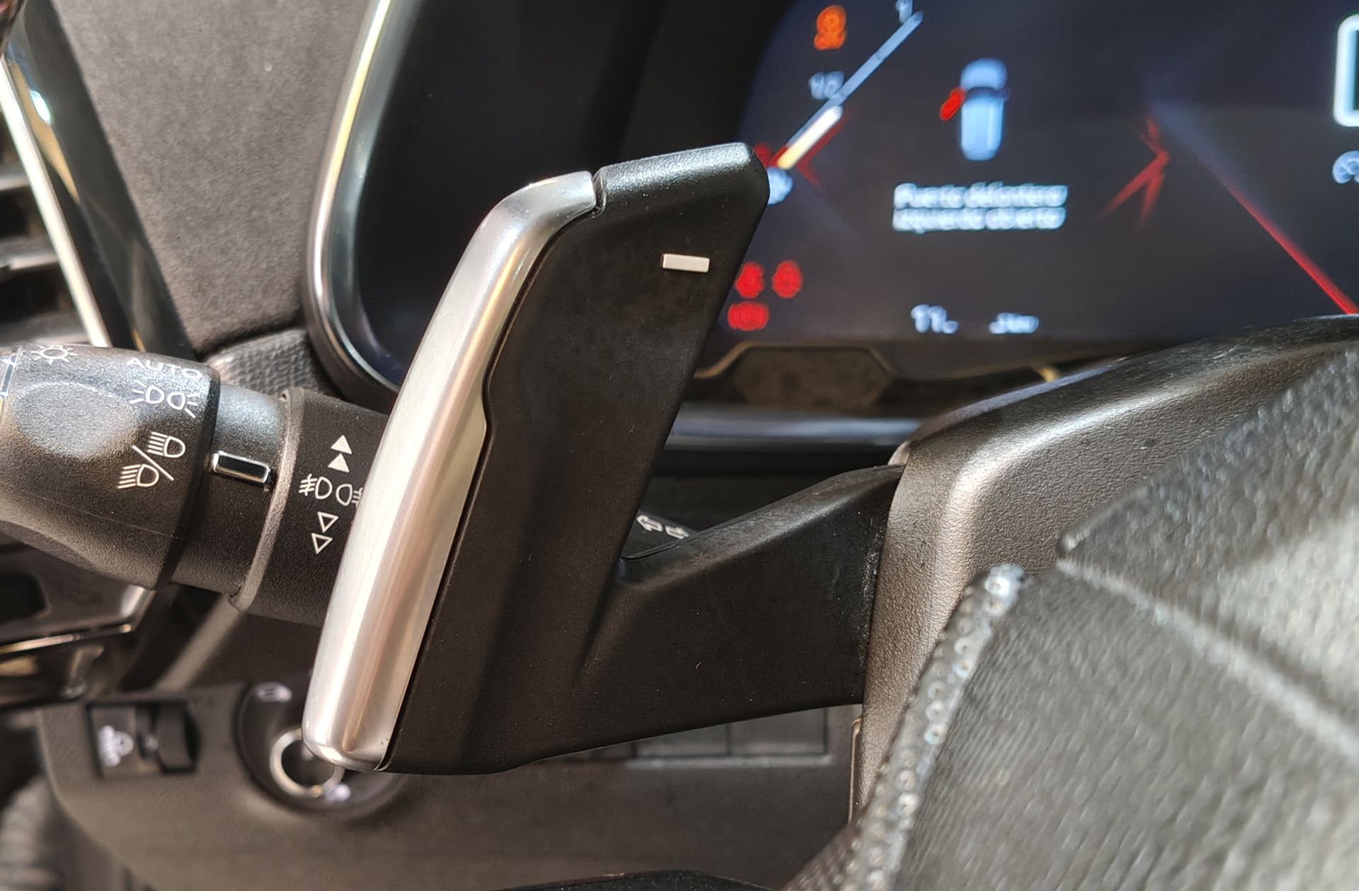 DS 7 Crossback BlueHDi 180 Performance Line - foto 32
