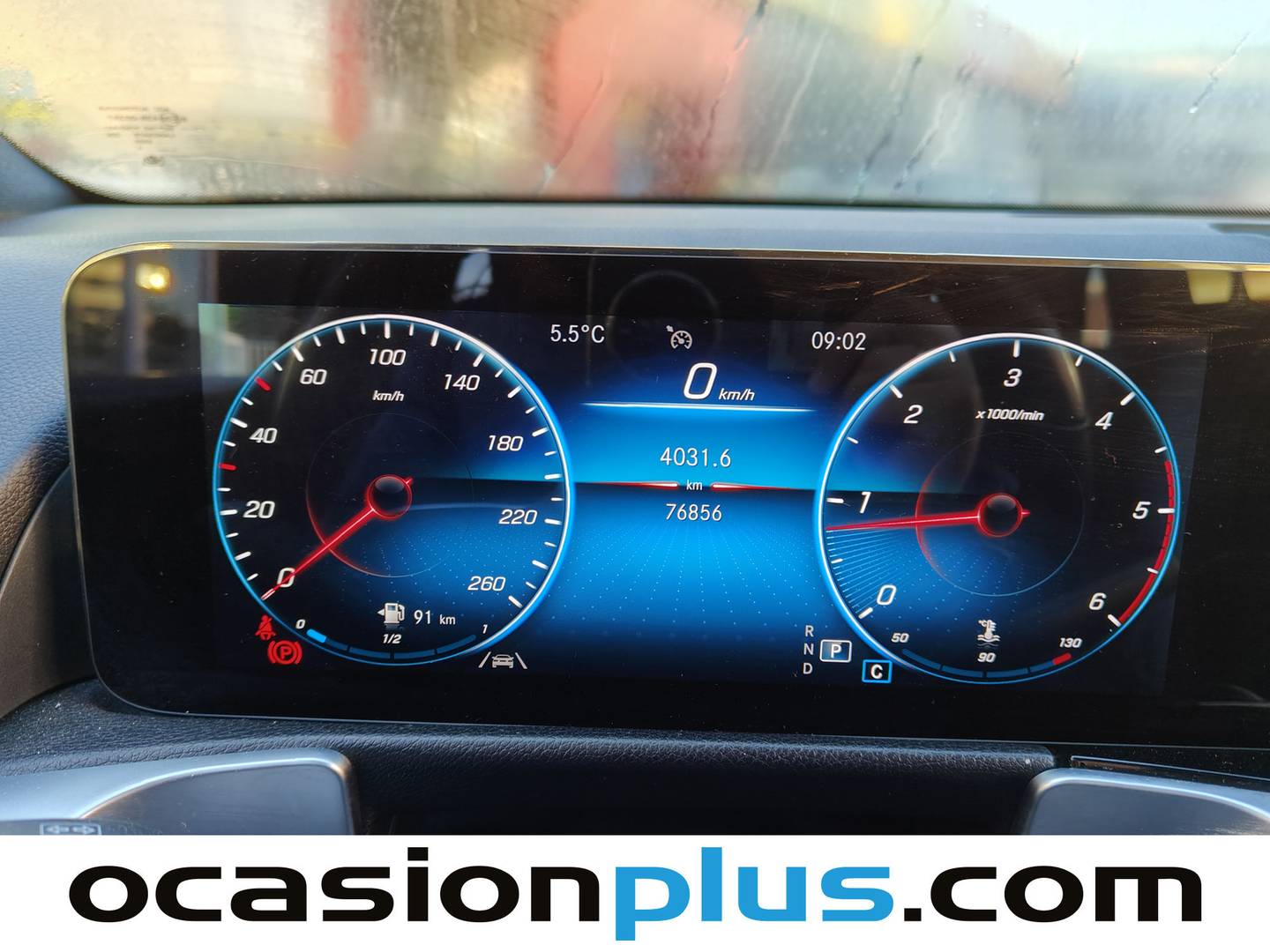 Foto Mercedes GLB Mercedes-Benz GLB 220 D 4Matic  (190 CV)