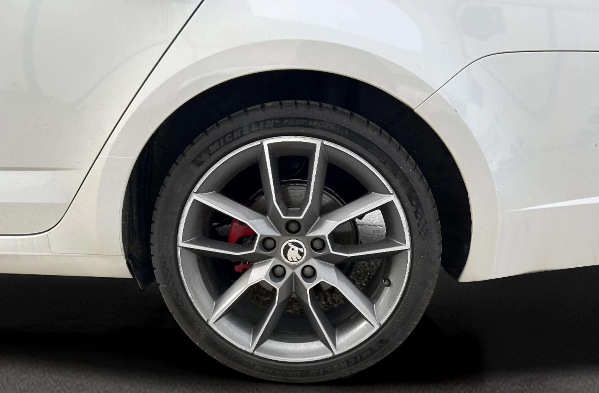 Škoda Octavia 2.0 TDI RS DSG - foto 27