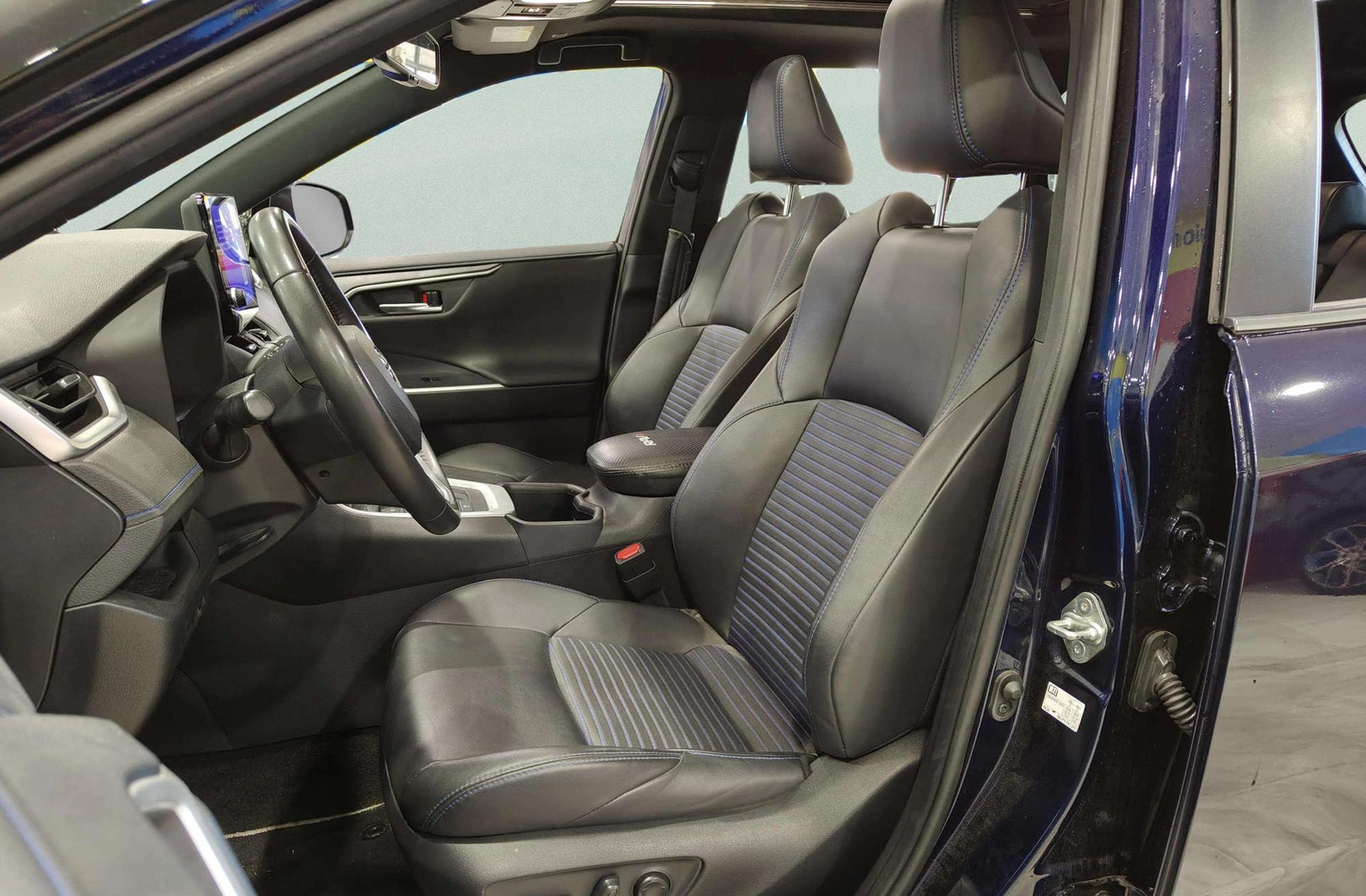 Toyota RAV4 2.5 hybrid 220H Style e-CVT - foto 12