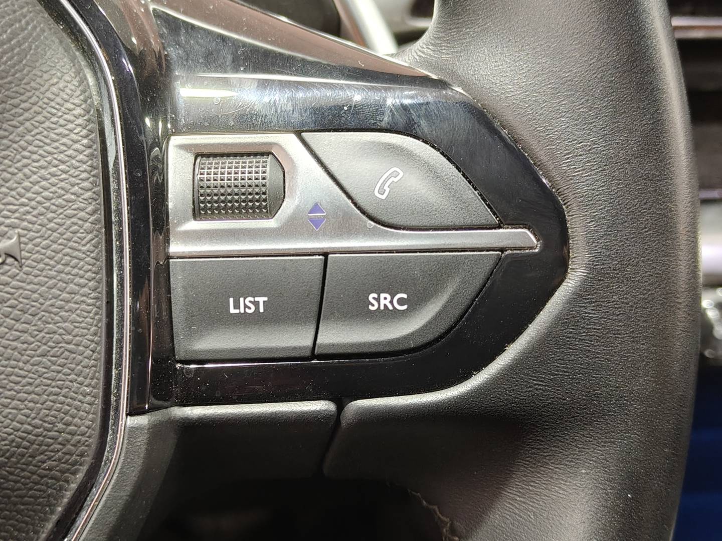 Peugeot 5008 Peugeot 5008 PureTech 130 S&S Allure Pack EAT8 (130 CV) 7 Plazas km 0