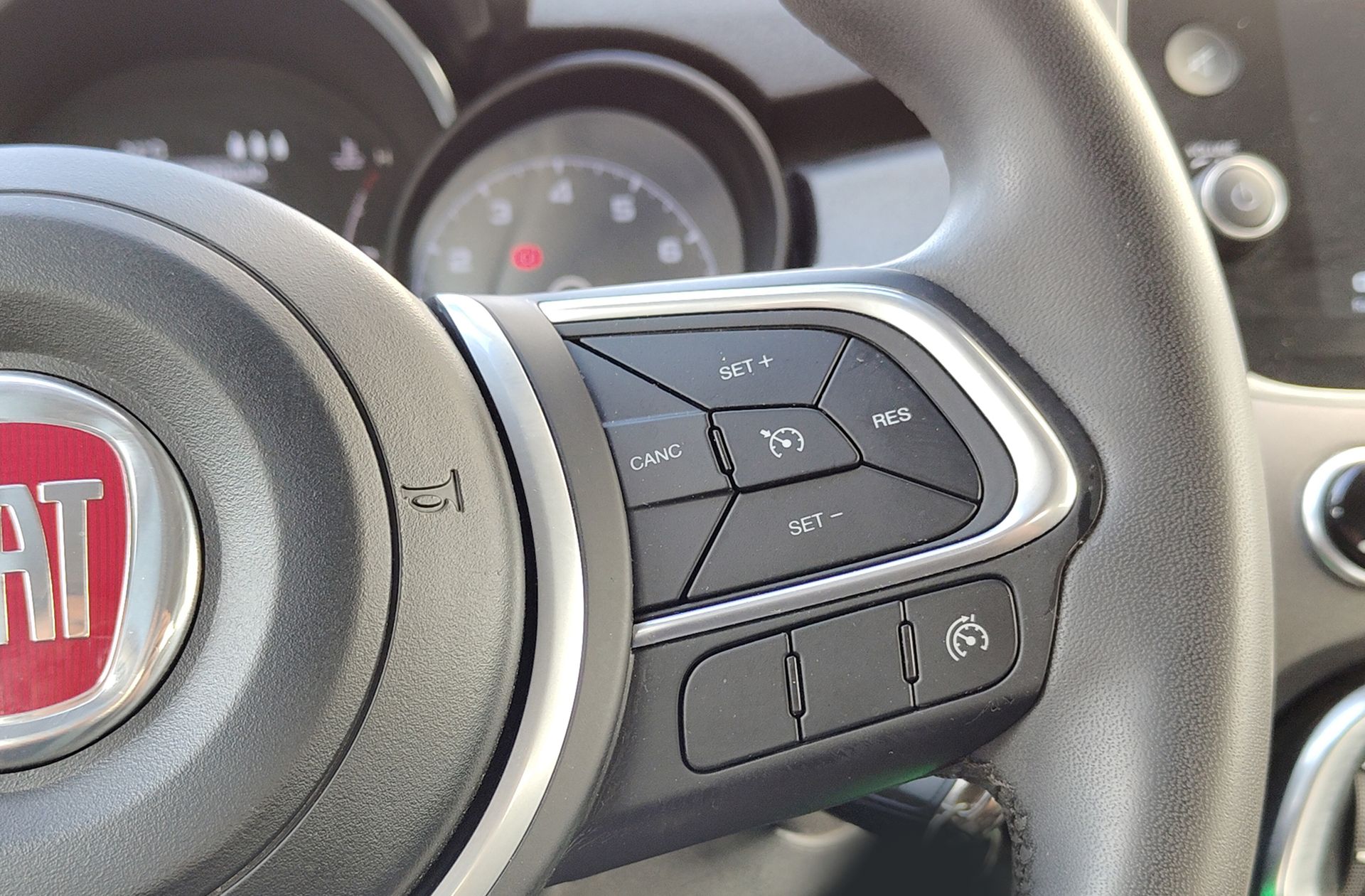 Fiat 500X 1.0 Firefly T3 Cross - foto 23