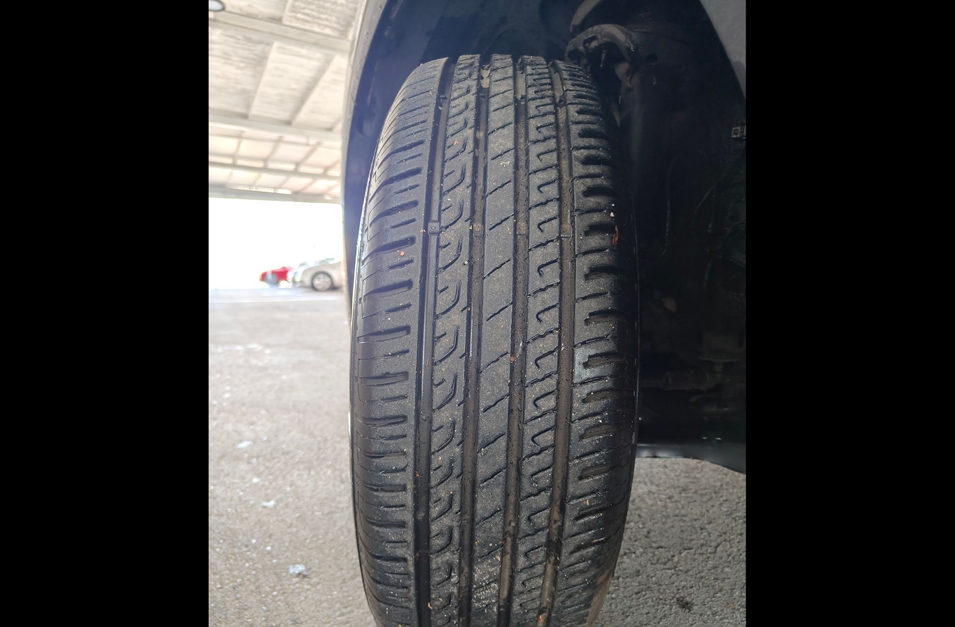 Hyundai Tucson 1.6 GDI BlueDrive Essence 4x2 - foto 29