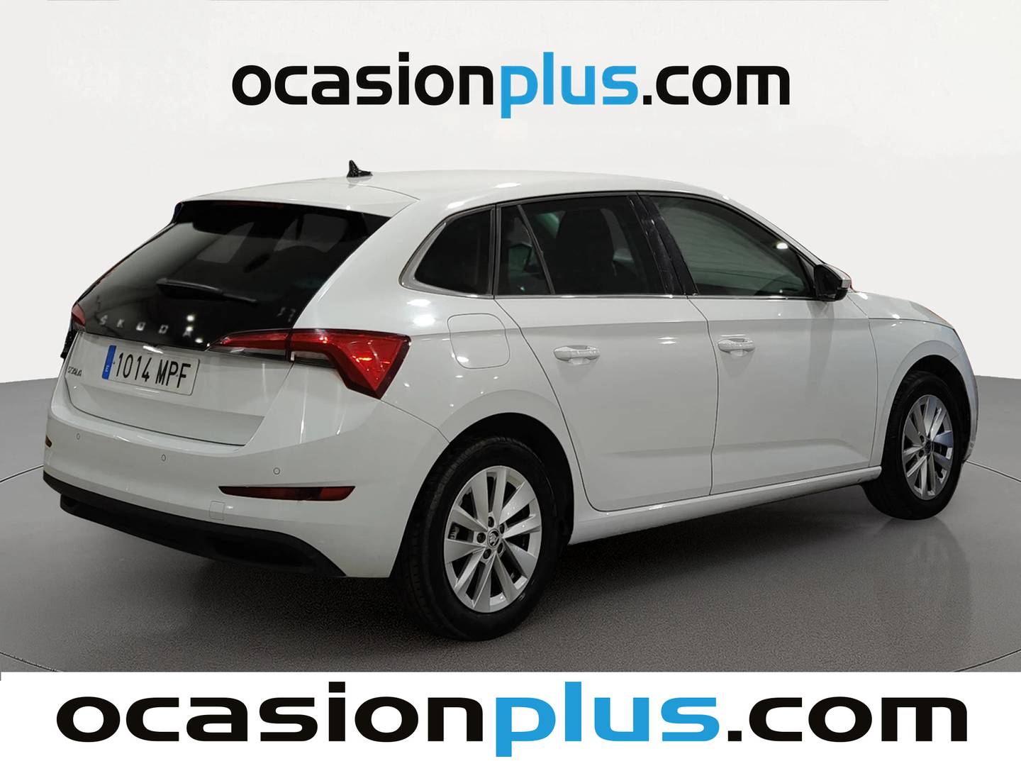 Foto trasera Skoda Scala Skoda Scala 1.0 TSI Ambition (110 CV) derecha