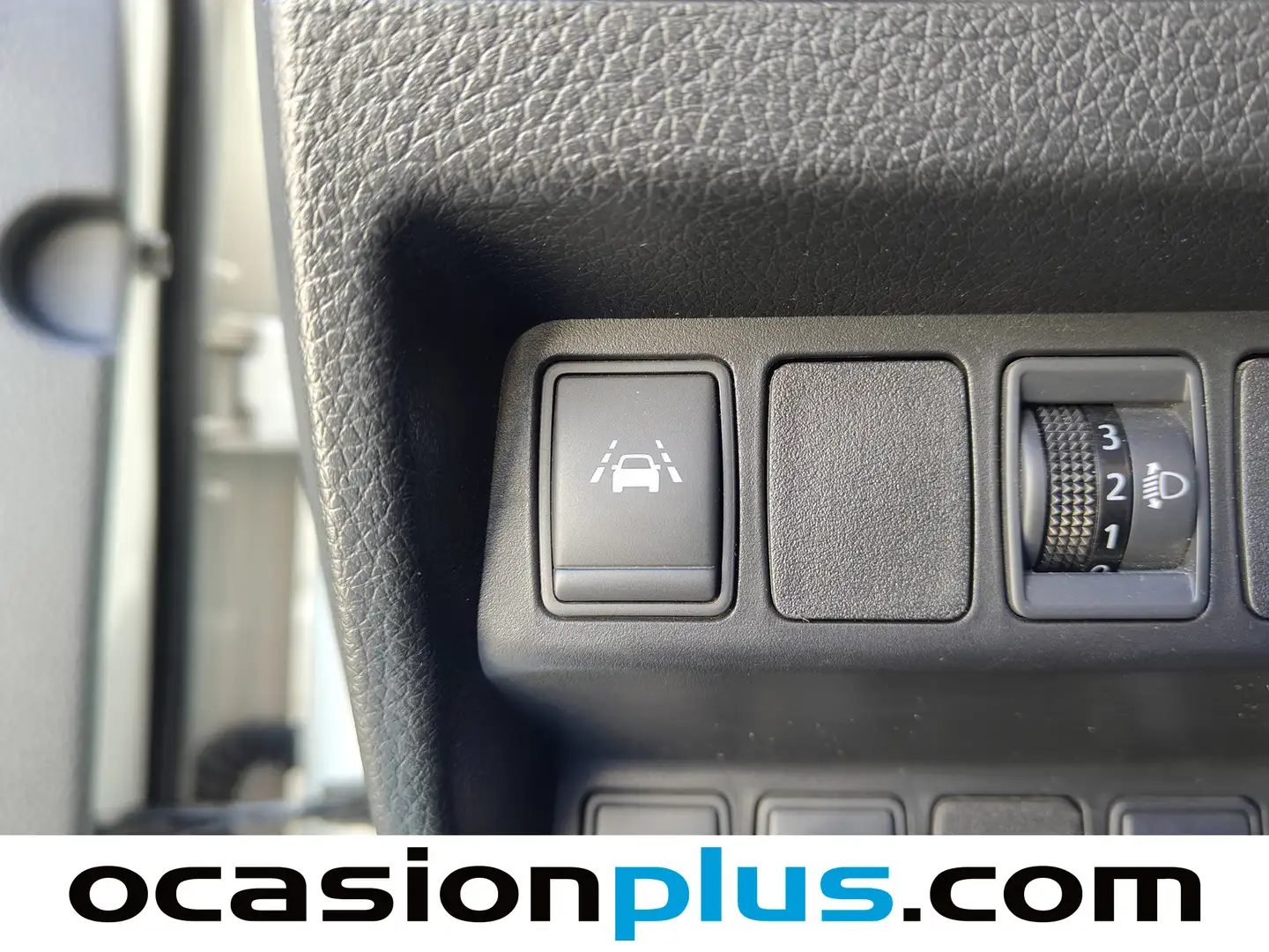 Foto Nissan QASHQAI Nissan Qashqai 1.5 dCi N-Connecta 4x2 (110 CV)