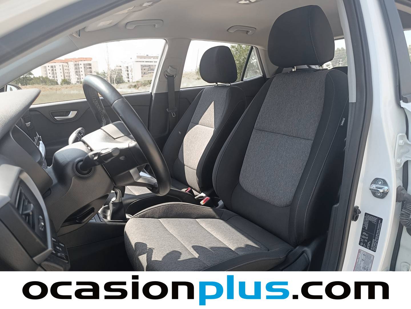 Foto asientos delanteros KIA Stonic KIA Stonic 1.0 T-GDi MHEV MT Concept (100 CV)