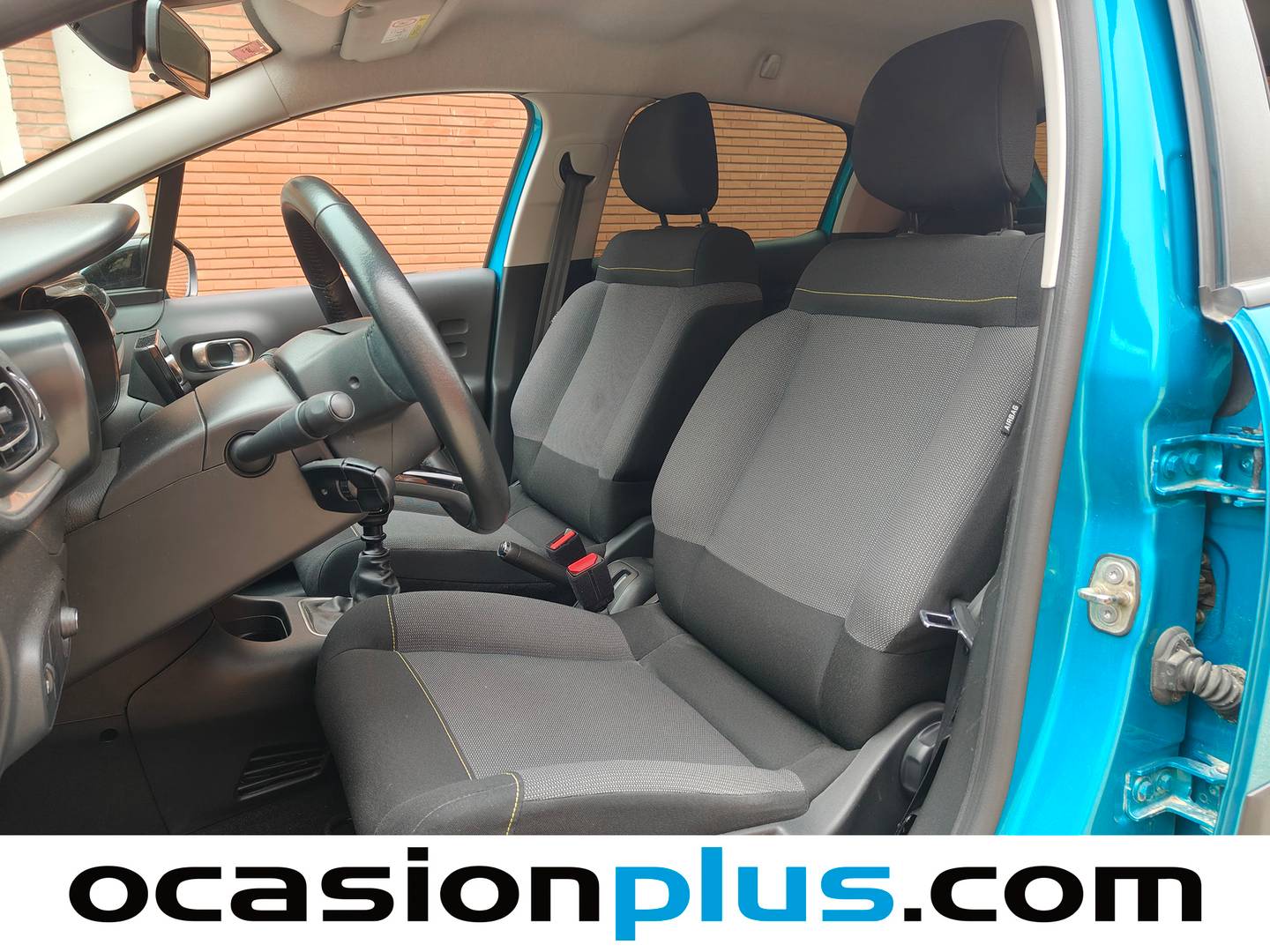 Foto asientos delanteros Citroën C3 Citroën C3 BlueHDi 100 S&S Feel Pack (102 CV)