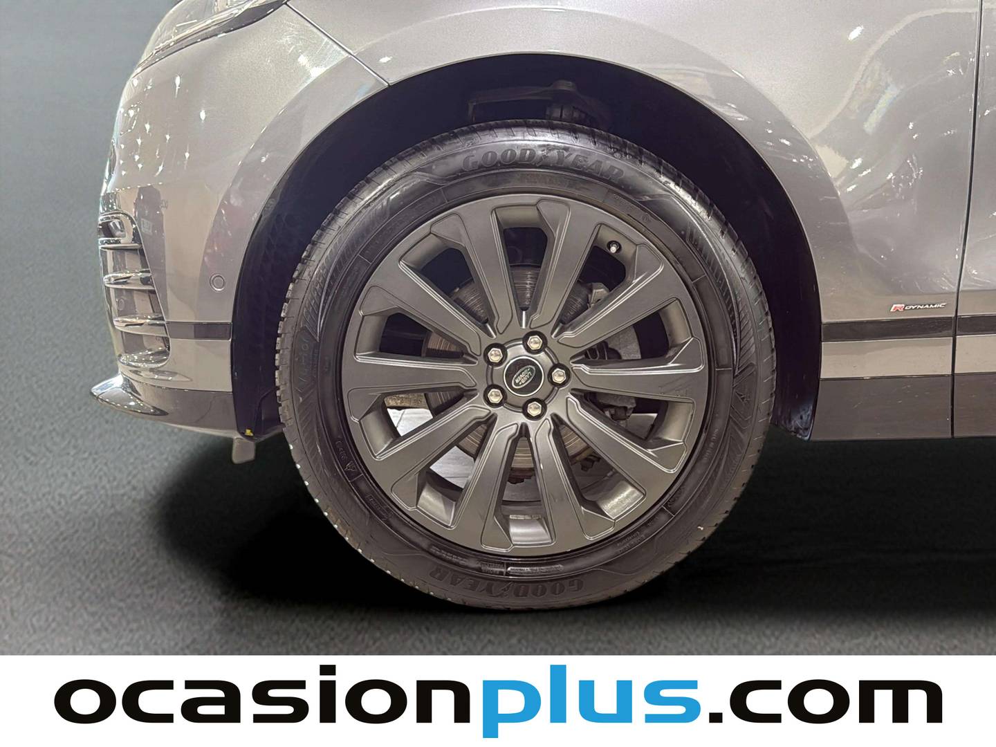 Land Rover Range Rover Velar Land Rover Range Rover Velar P250 R-Dynamic SE 4WD Auto (250 CV) al mejor precio