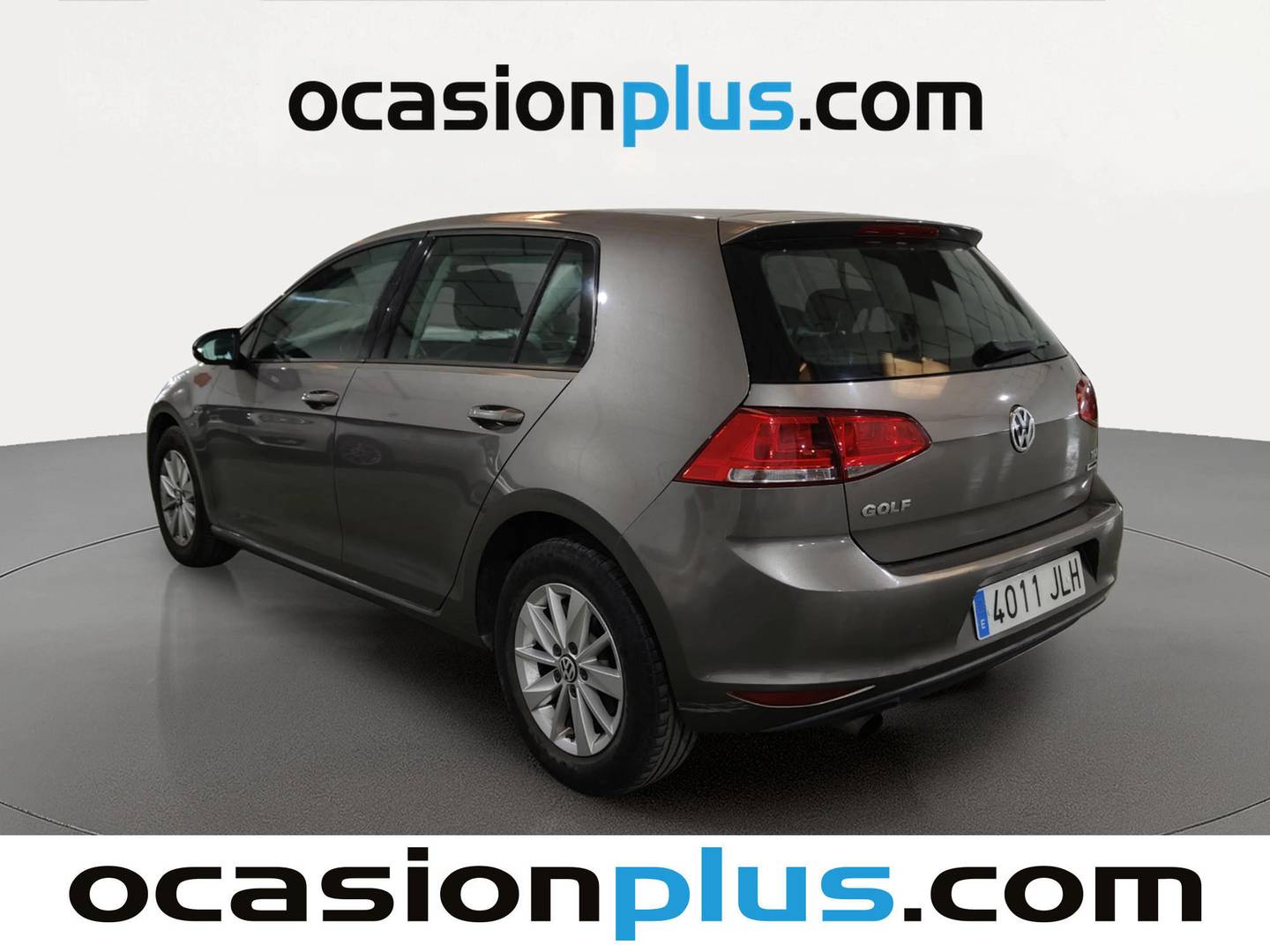 Foto delantera Volkswagen Golf Volkswagen Golf Business 1.6 TDI BMT (110 CV) derecha