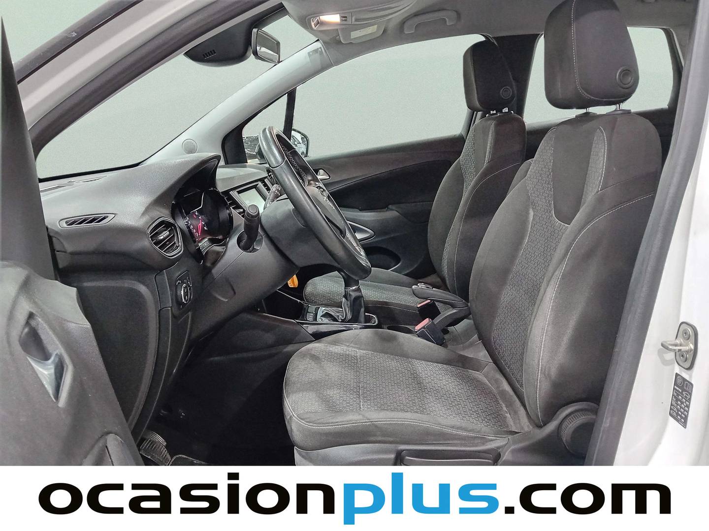 Foto asientos delanteros Opel Crossland X Opel Crossland X 1.2 MPFI Selective (81 CV)