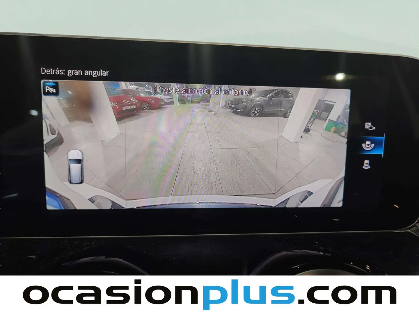 Foto Mercedes GLB Mercedes-Benz GLB 200 d (150 CV) Pack AMG