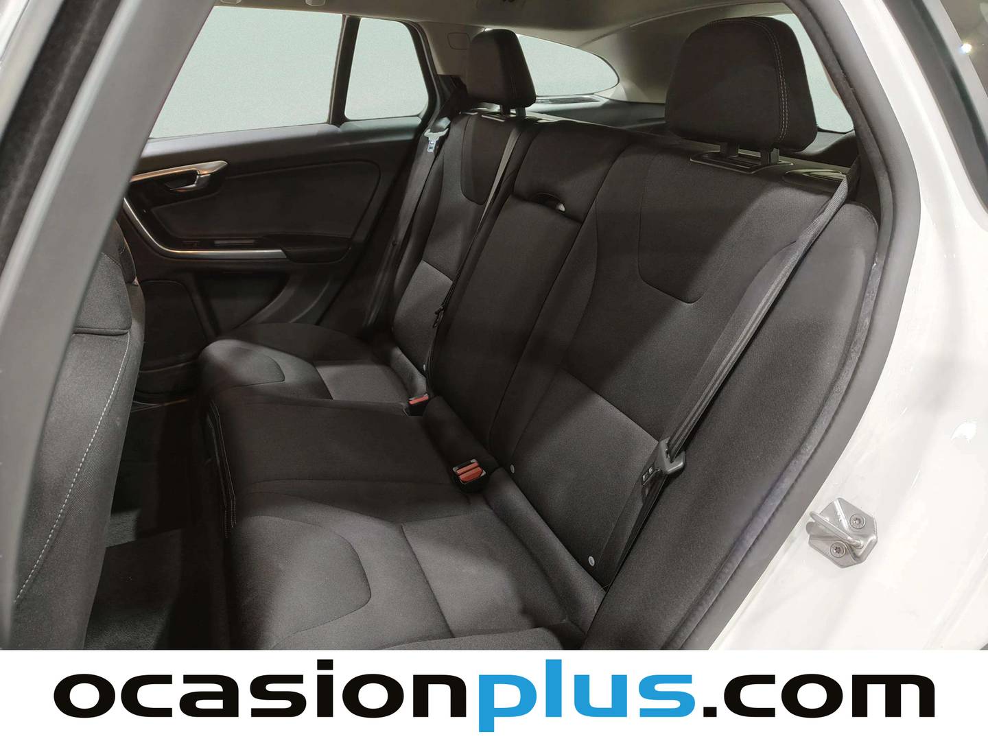 Foto Volvo V60 Cross Country Volvo V60 Cross Country D3 Kinetic  (150 CV)