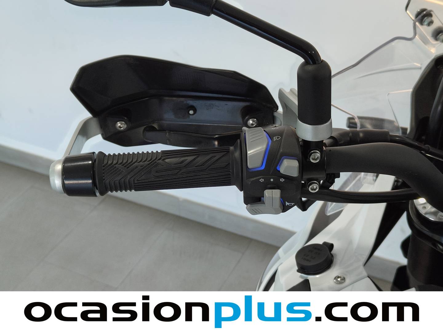 Foto Benelli TRK 502 X Benelli TRK 502 X (48 CV)