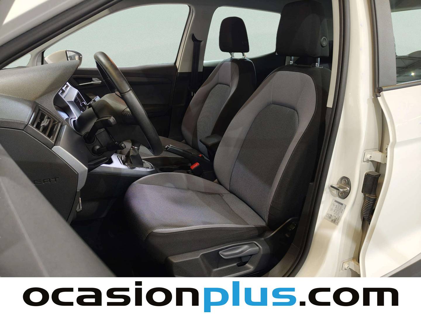 Foto Seat Arona SEAT Arona 1.0 TSI Style Go2 (110 CV)