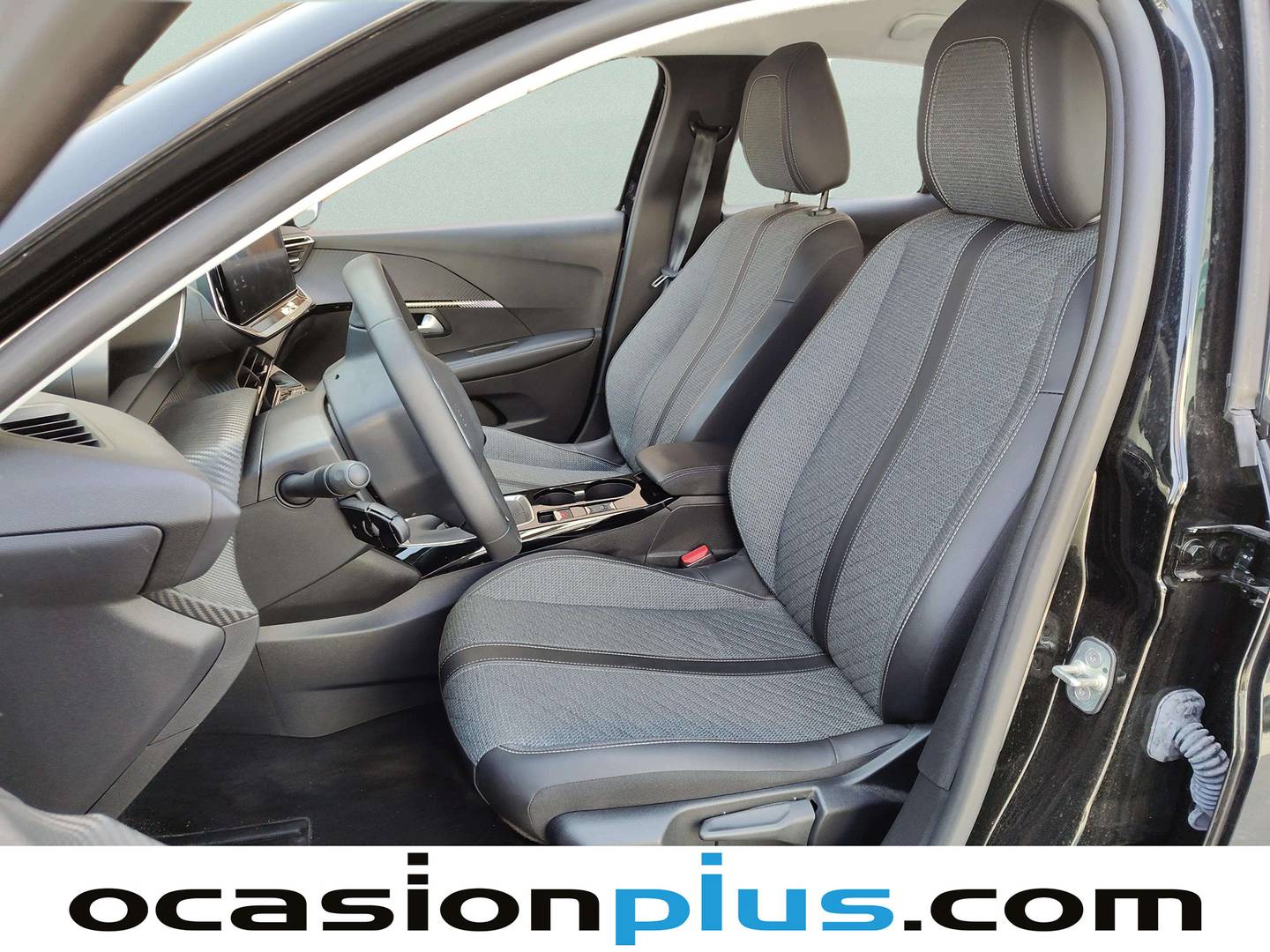 Foto asientos delanteros Peugeot 208 Peugeot 208 PureTech 100 Allure (100 CV)
