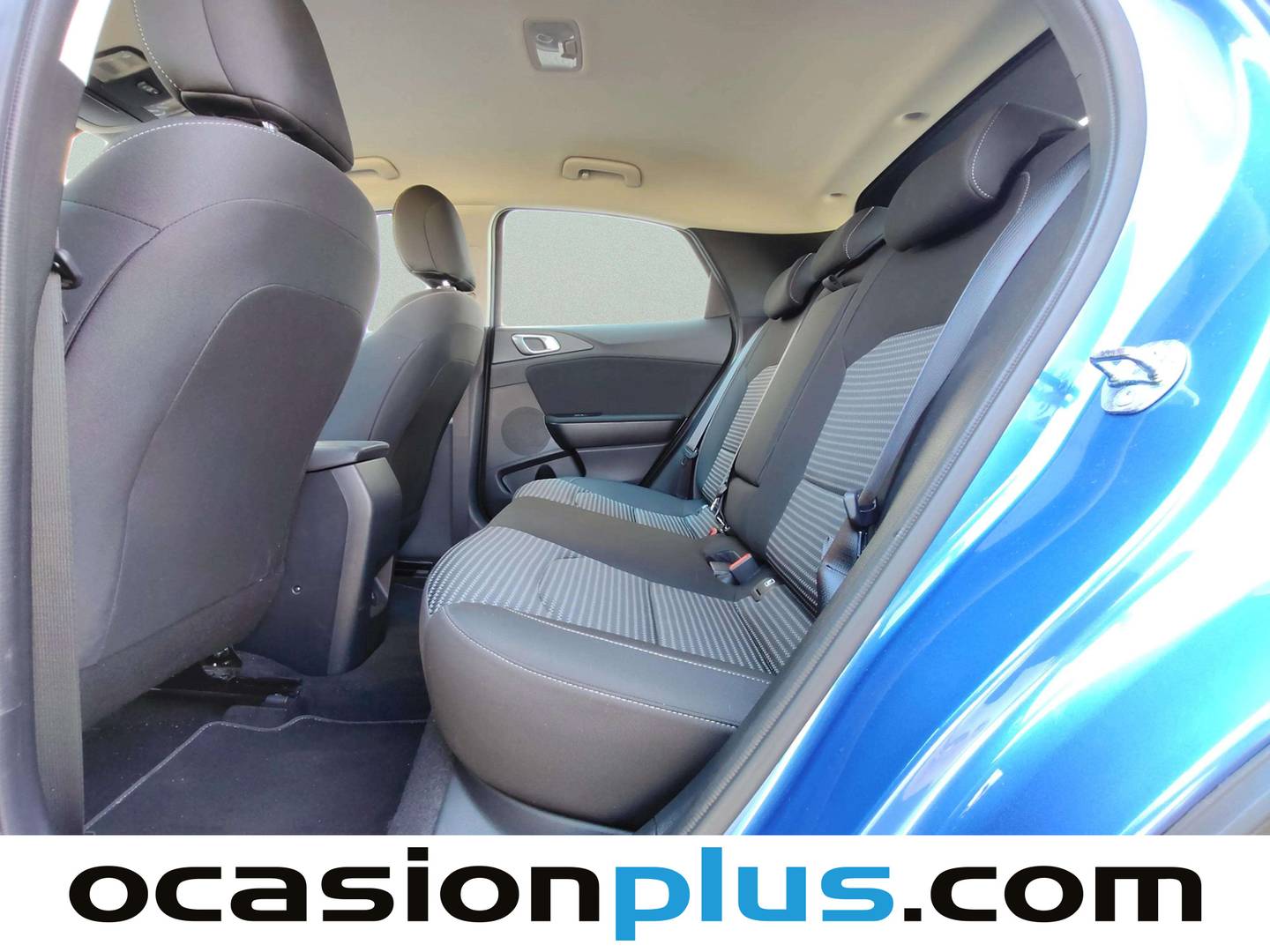 Foto asientos traseros KIA XCeed KIA XCeed 1.0 T-GDi Drive (100 CV)