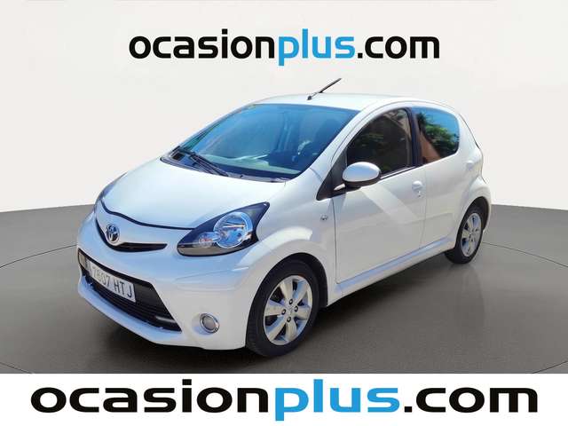 Toyota Aygo 70 City (68 CV) de segunda mano