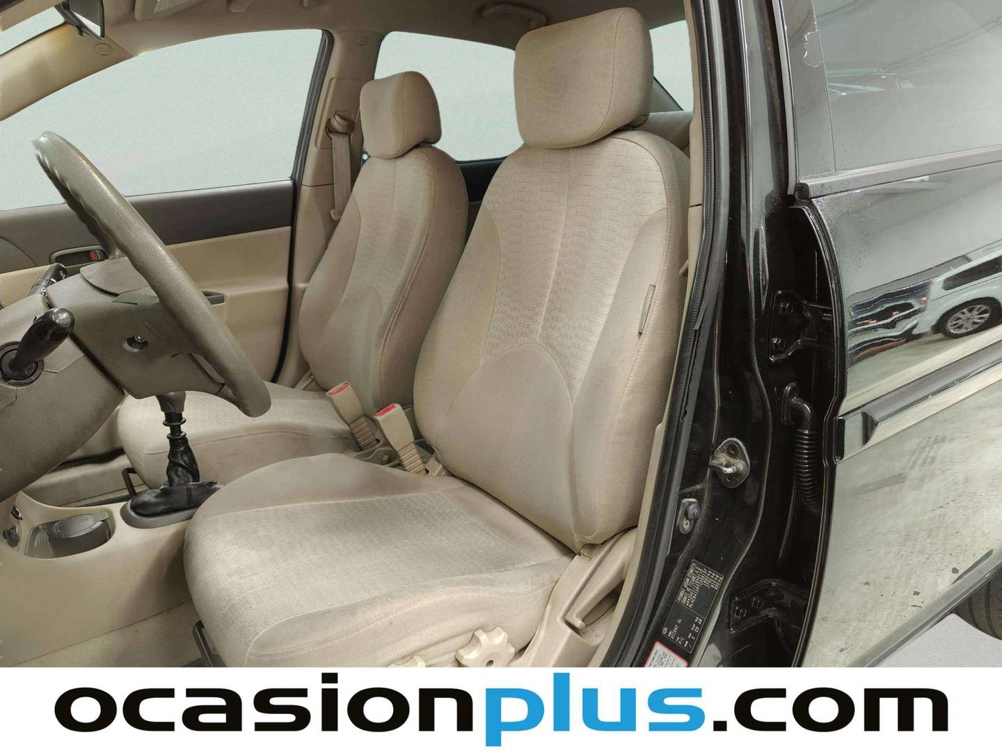 Foto asientos delanteros Hyundai Accent Hyundai Accent 1.5 CRDi VGT GL (110 CV)