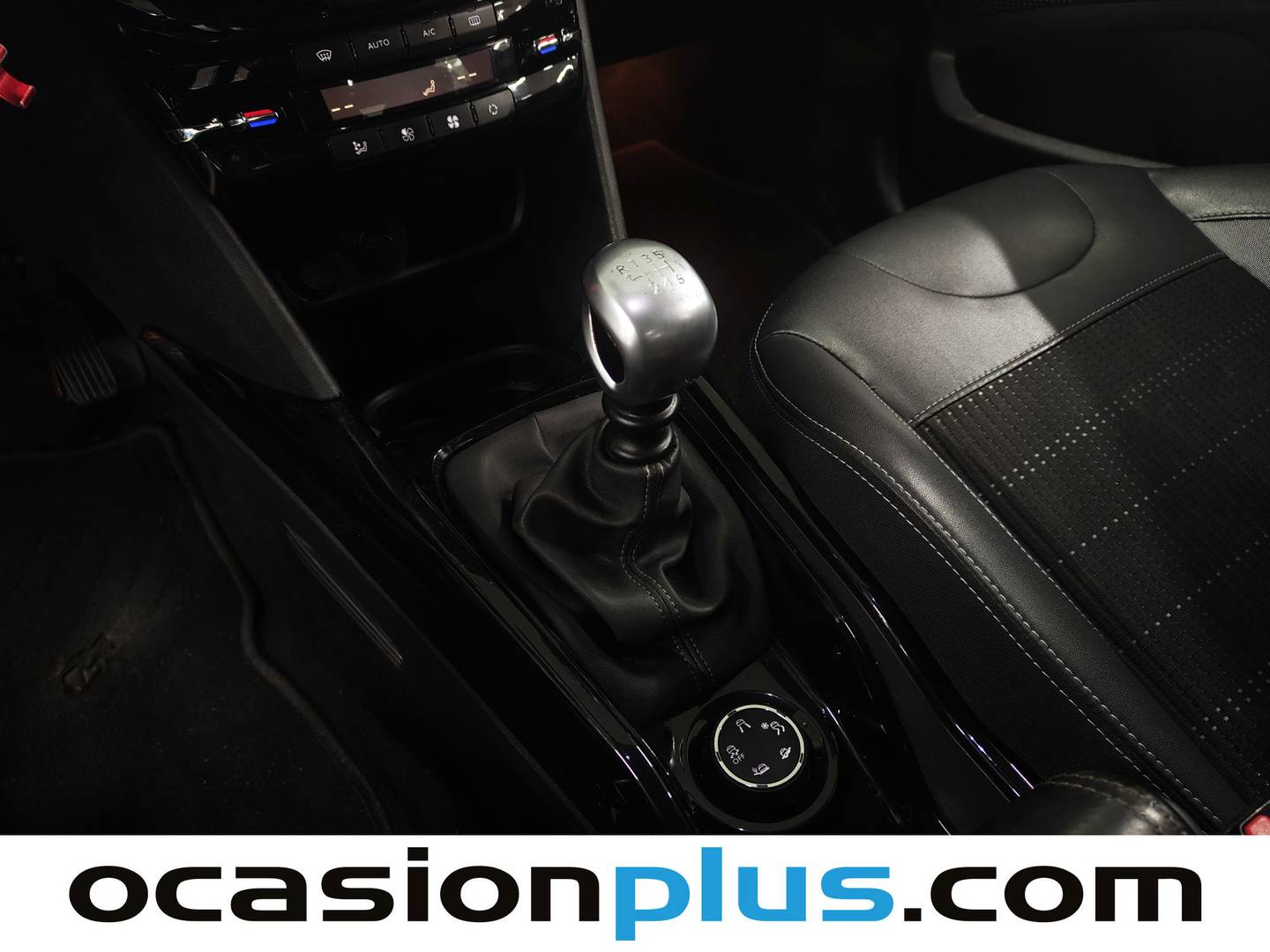 Foto Peugeot 2008 Peugeot 2008 BlueHDi 100 Allure (100 CV)