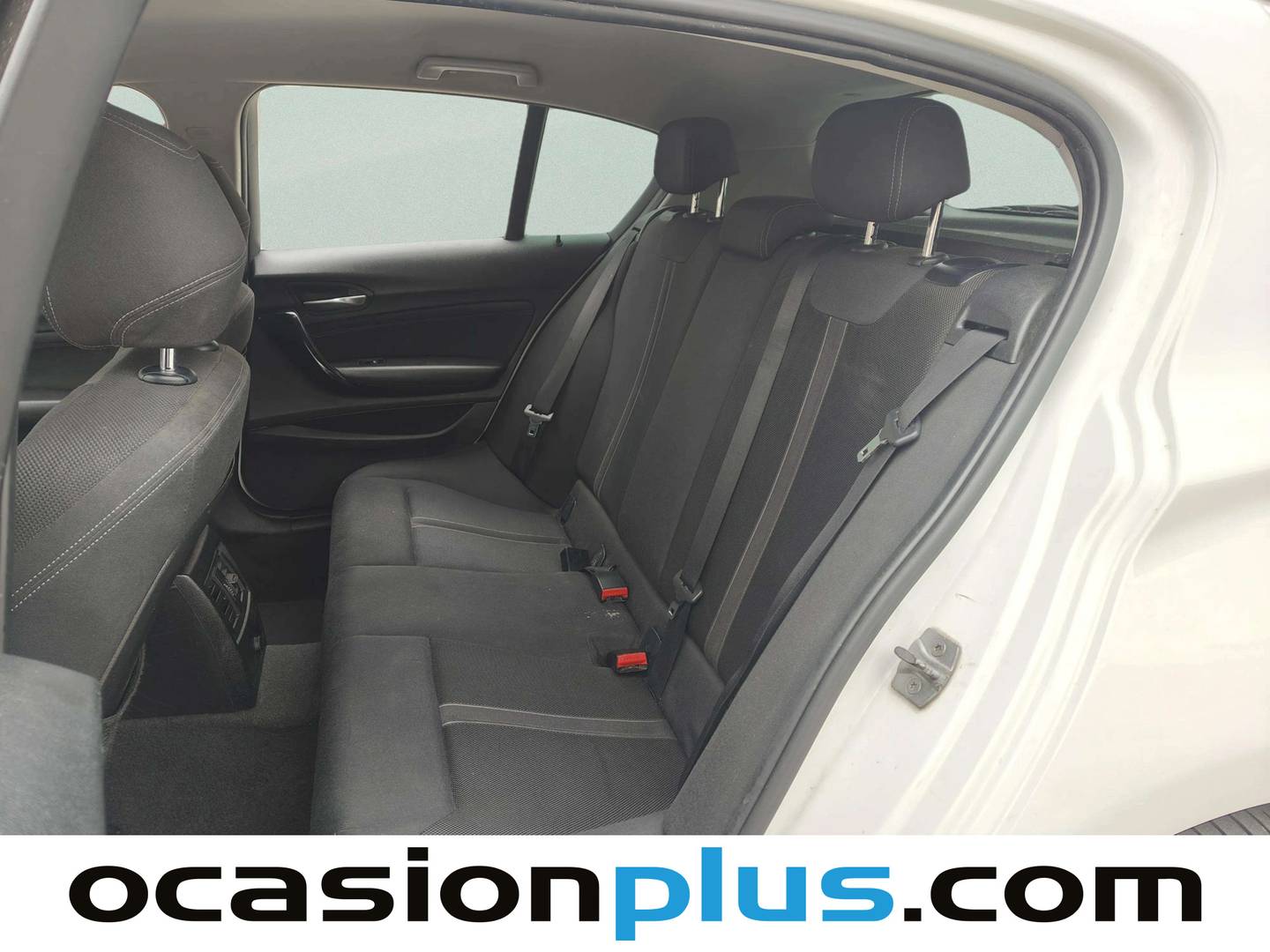 Foto asientos traseros BMW Serie 1 BMW Serie 1 118d (150 CV) Pack M