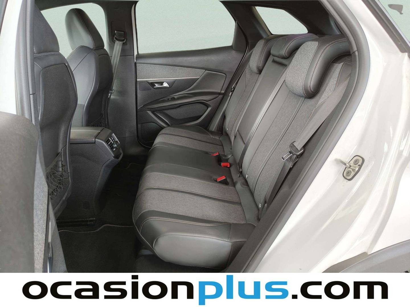 Foto asientos traseros Peugeot 3008 Peugeot 3008 BlueHDI 130 S&S GT Line (130 CV)