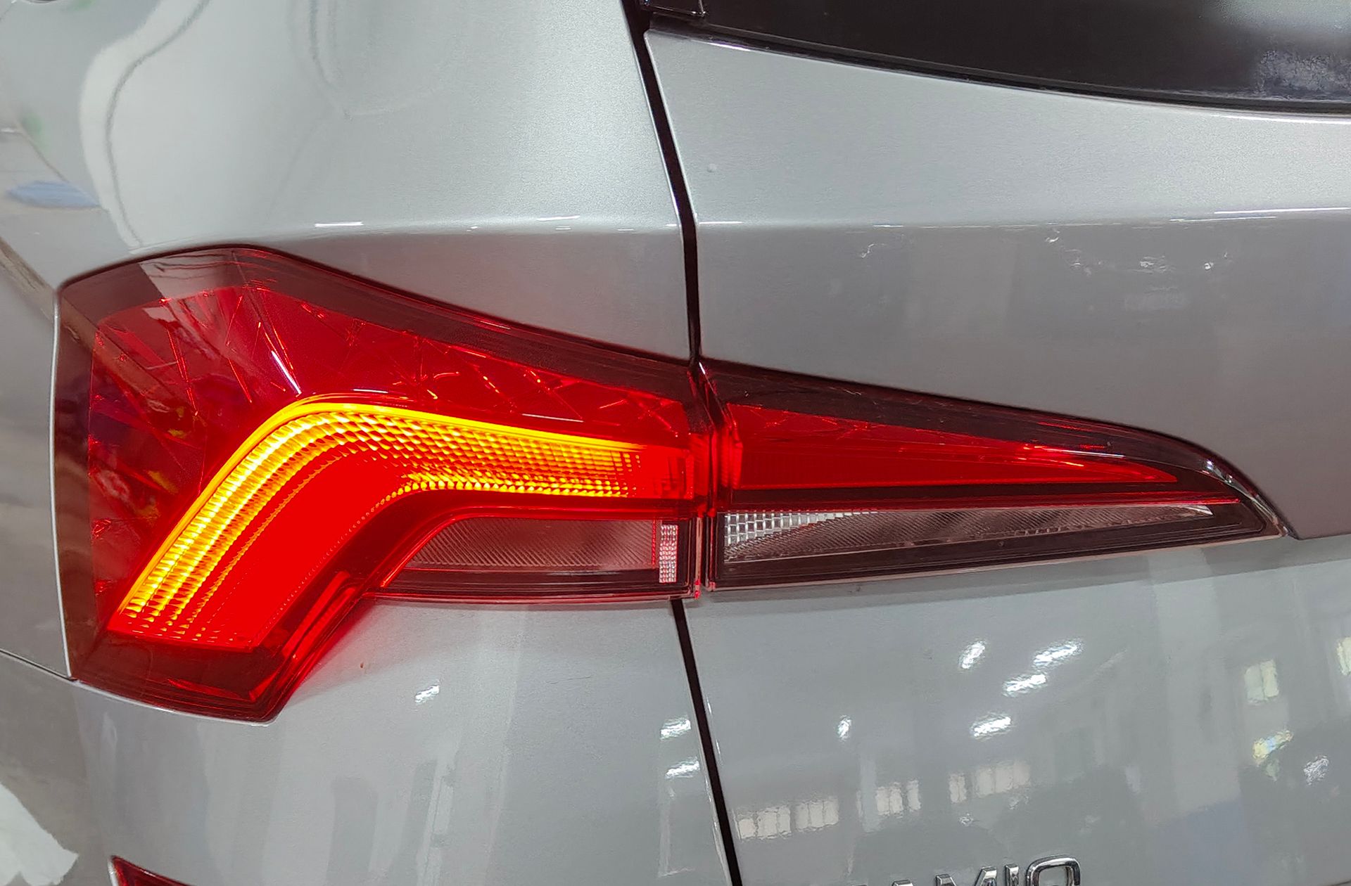 Škoda Kamiq 1.0 TSI Selection DSG - foto 17