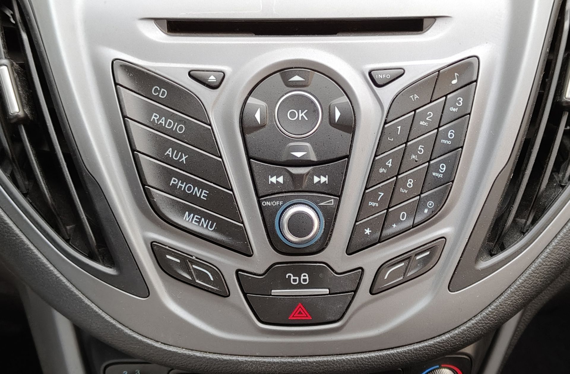 Ford B-Max 1.0 EcoBoost Trend - foto 27