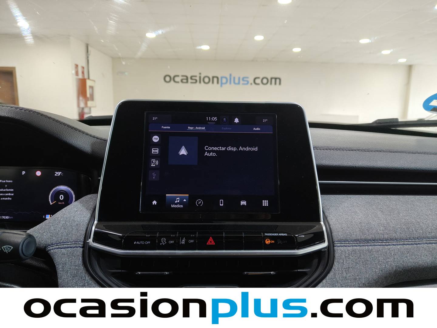 Equipamiento del Jeep Compass Jeep Compass eHybrid 1.5 MHEV Longitude DCT (130 CV)