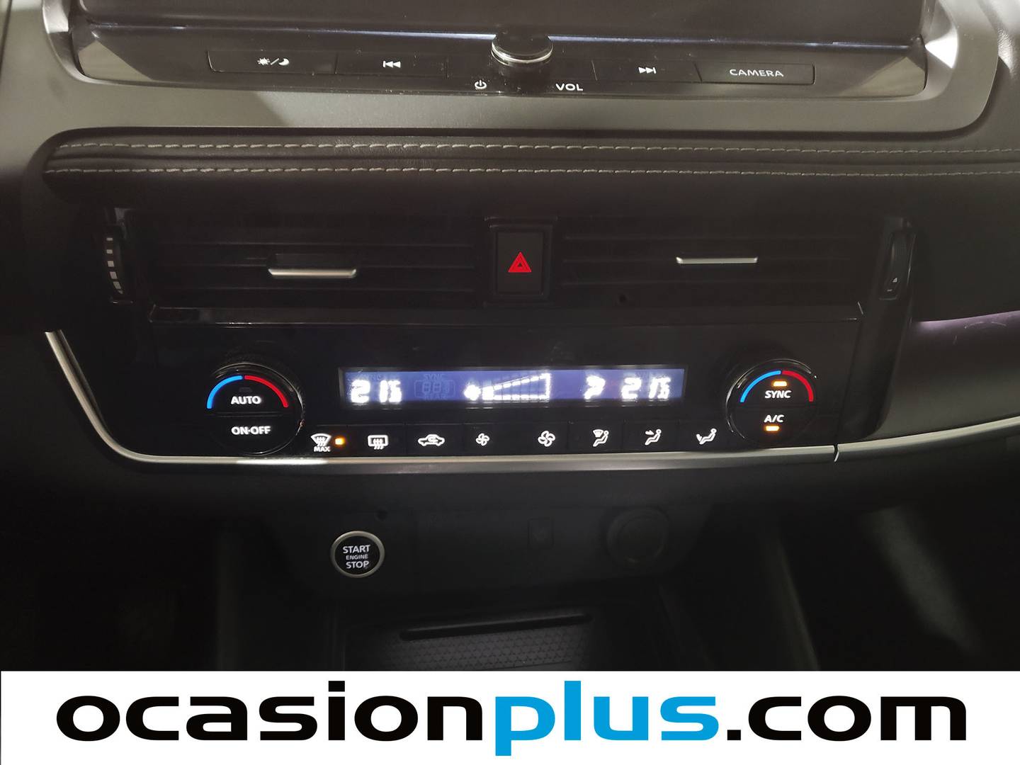 Foto Nissan QASHQAI Nissan Qashqai DIG-T 140 mHEV N-Connecta 103 kW (140 CV)