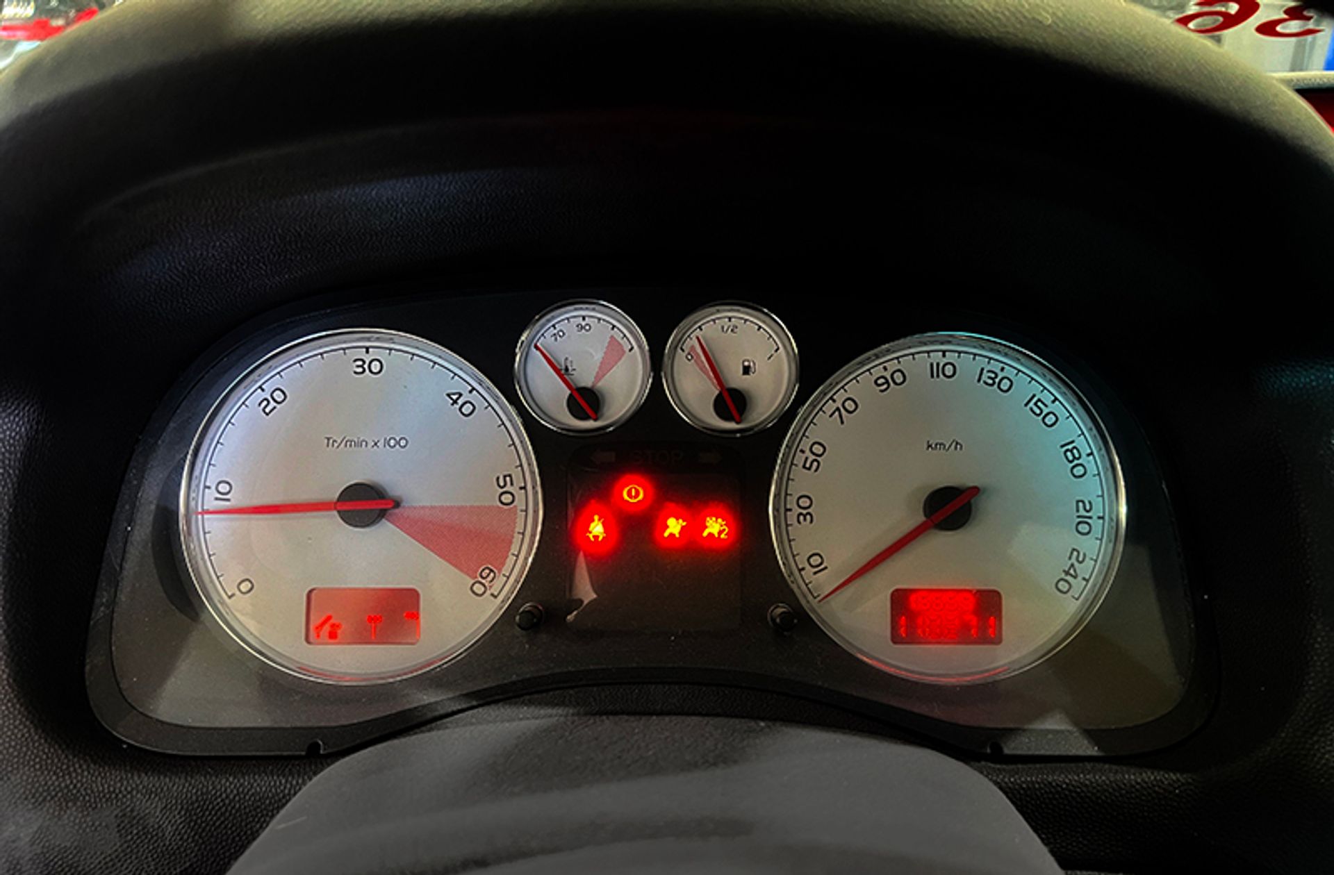 Peugeot 307 2.0 HDi cabrio - foto 16