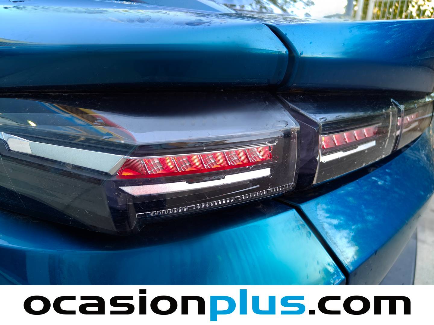 Acabados Peugeot 408 Peugeot 408 Allure Hybrid eDCS6 (136 CV)