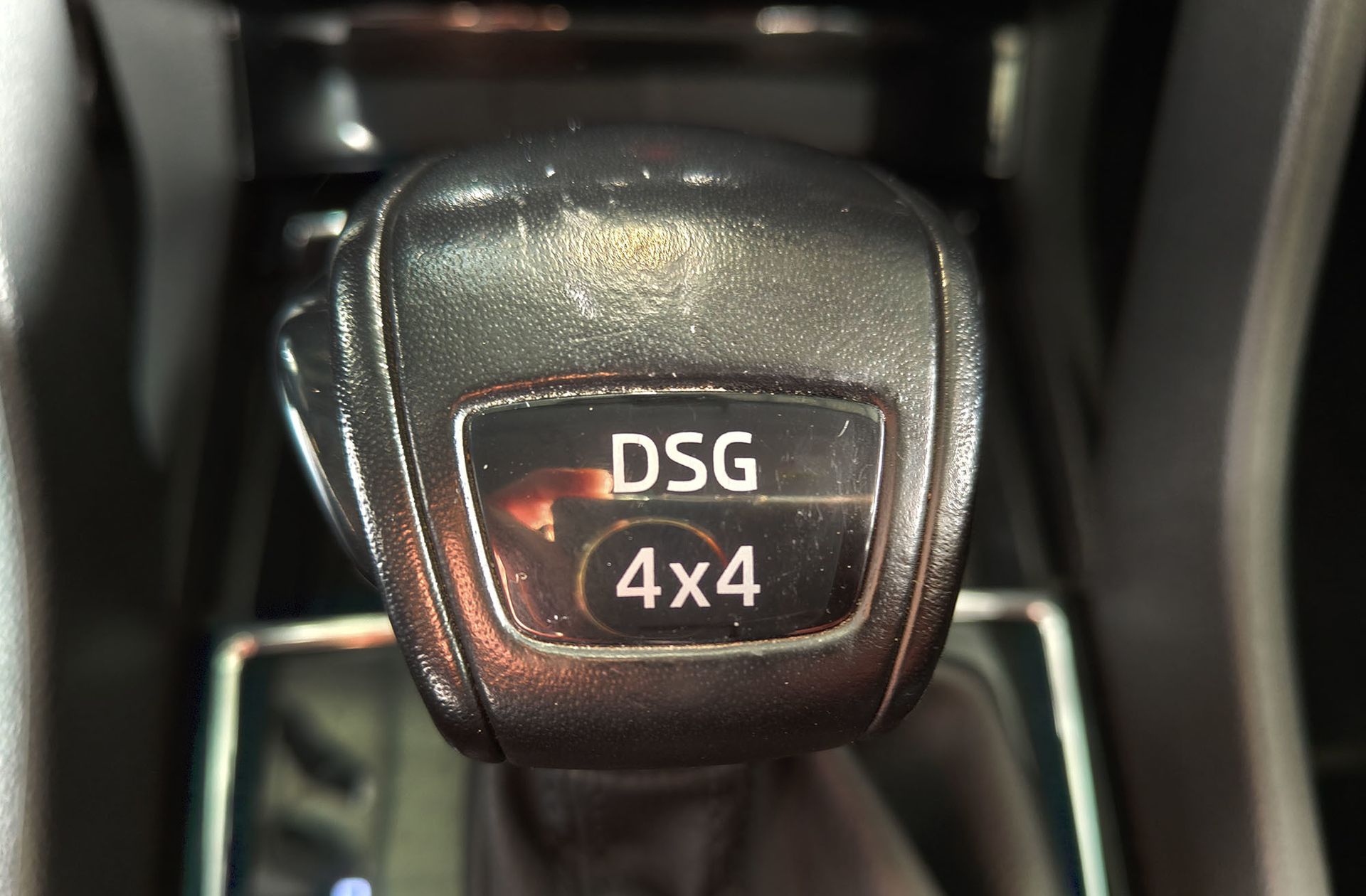 Škoda Karoq 2.0 TDI Ambition 4x4 DSG - foto 5