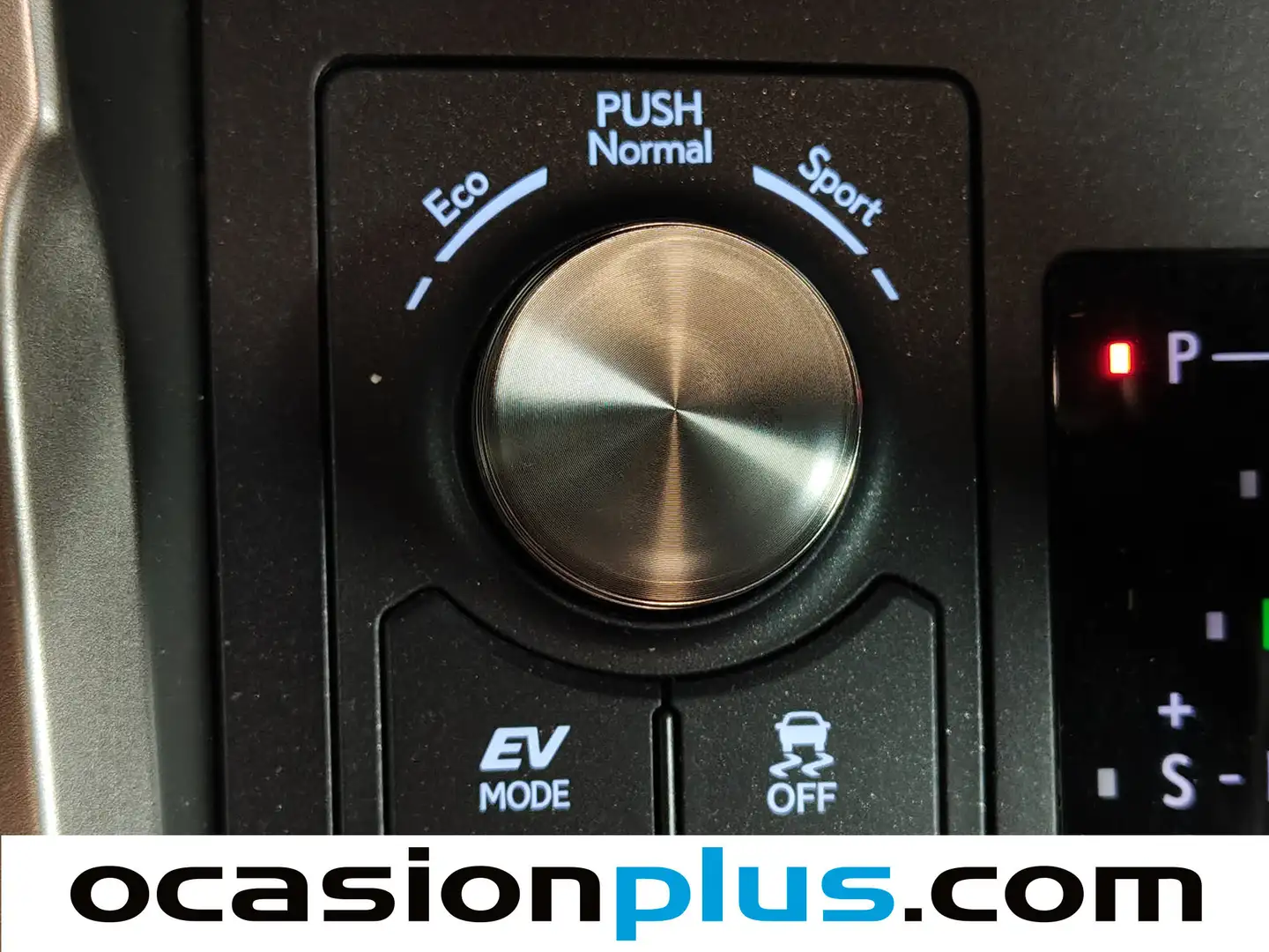 Foto Lexus NX Lexus NX 300h Premium 2WD (197 CV)