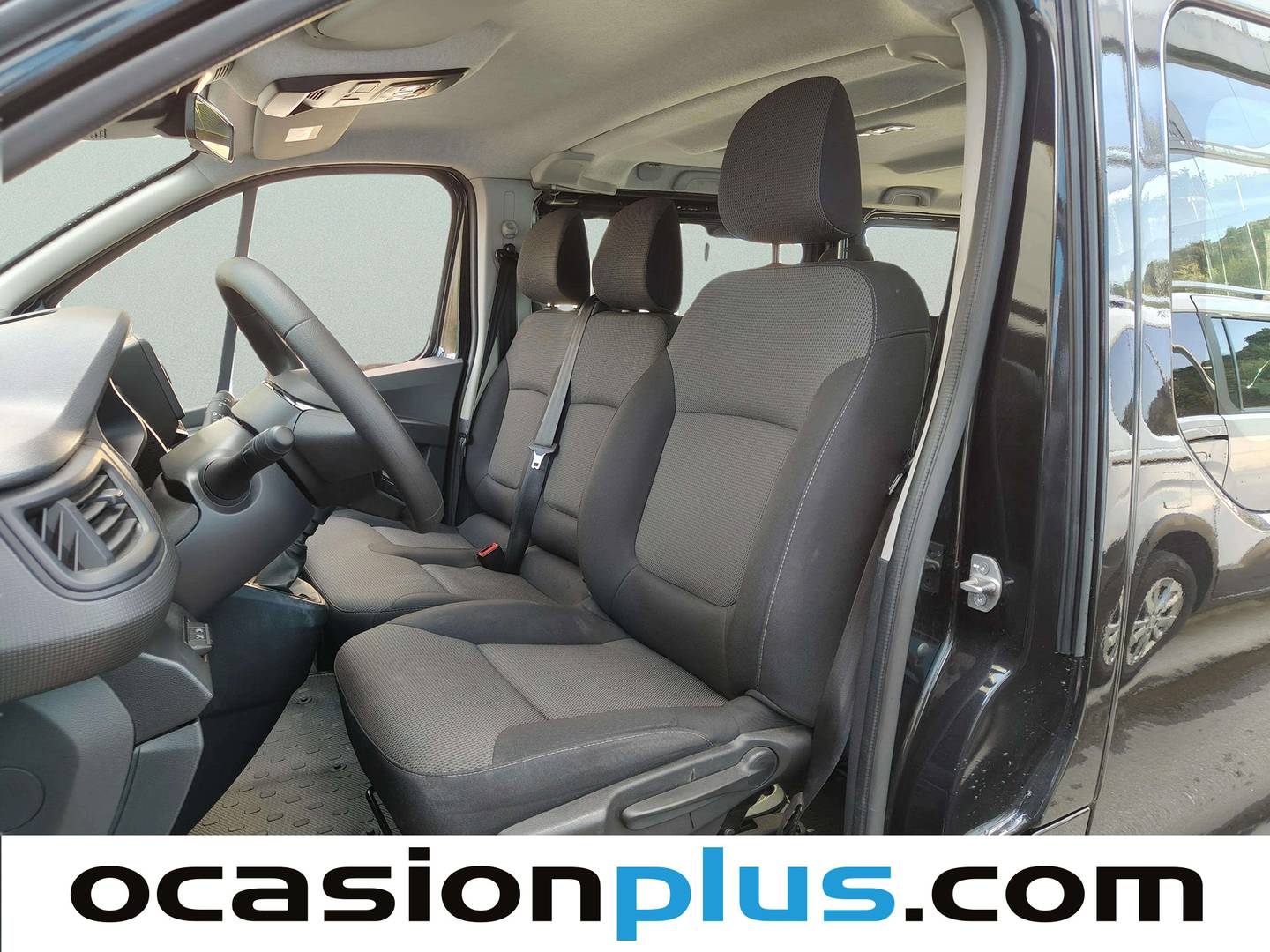 Foto asientos traseros Nissan Primastar Nissan Primastar 2.0 dCi Acenta L1H1 1T (150 CV)9 Plazas