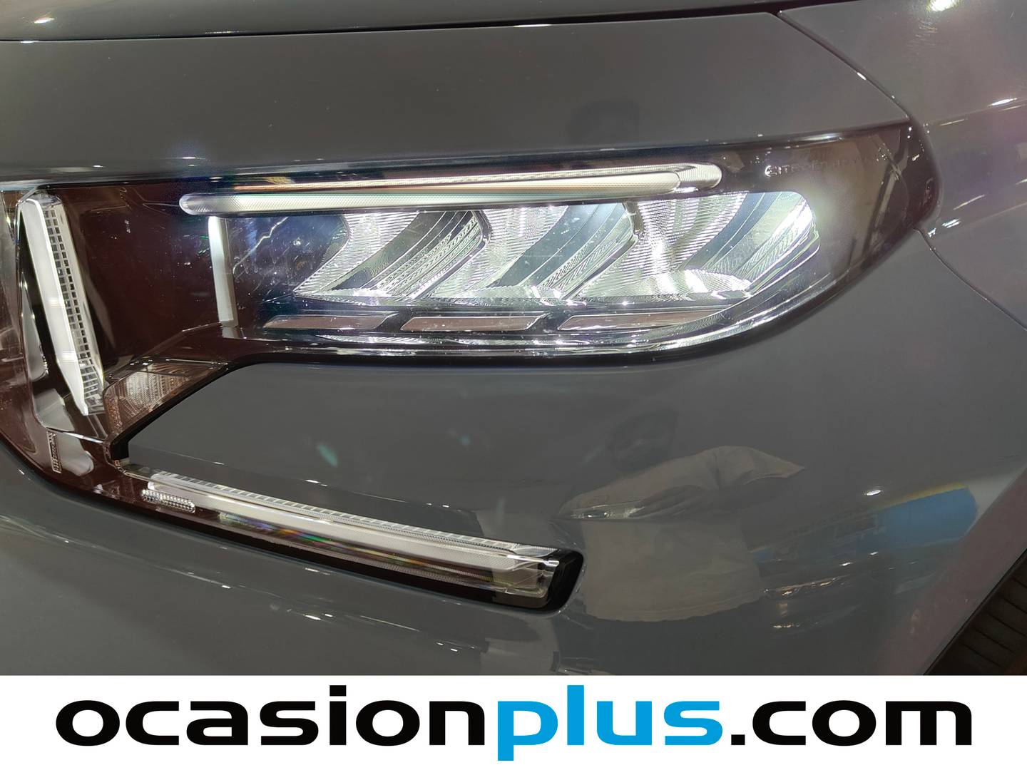 Extras del Citroën C3 Aircross Citroën C3 Aircross Hybrid 145 Plus e-DCS6 (145 CV)