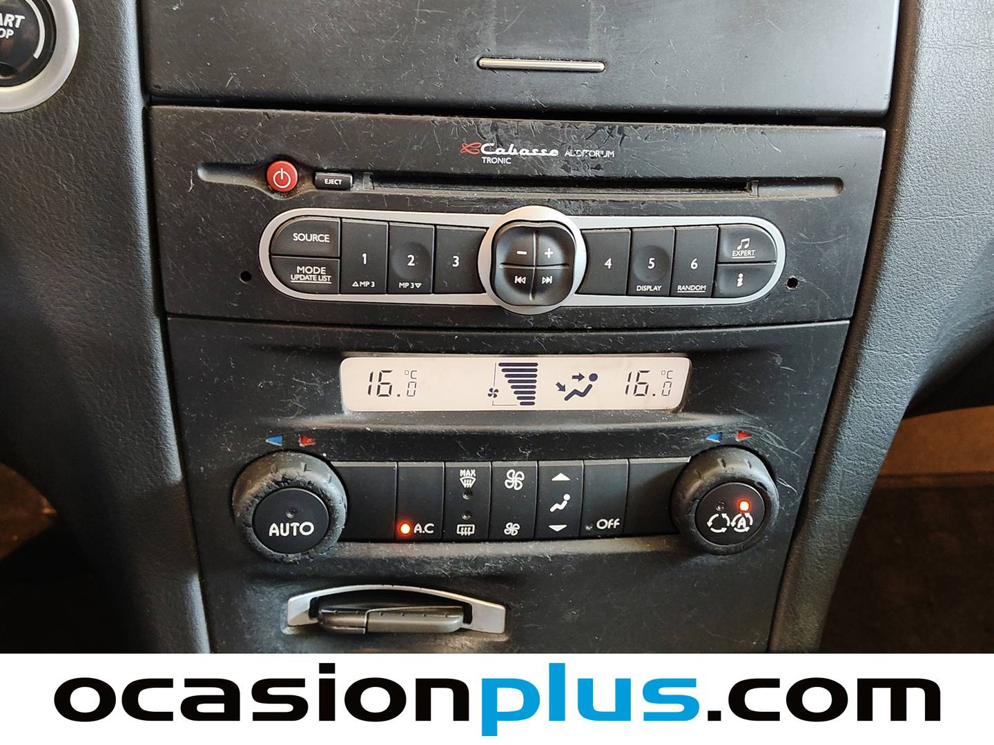 Equipamiento del Renault Laguna Renault Laguna 2.0 dCi Confort Dynamique (150 CV)
